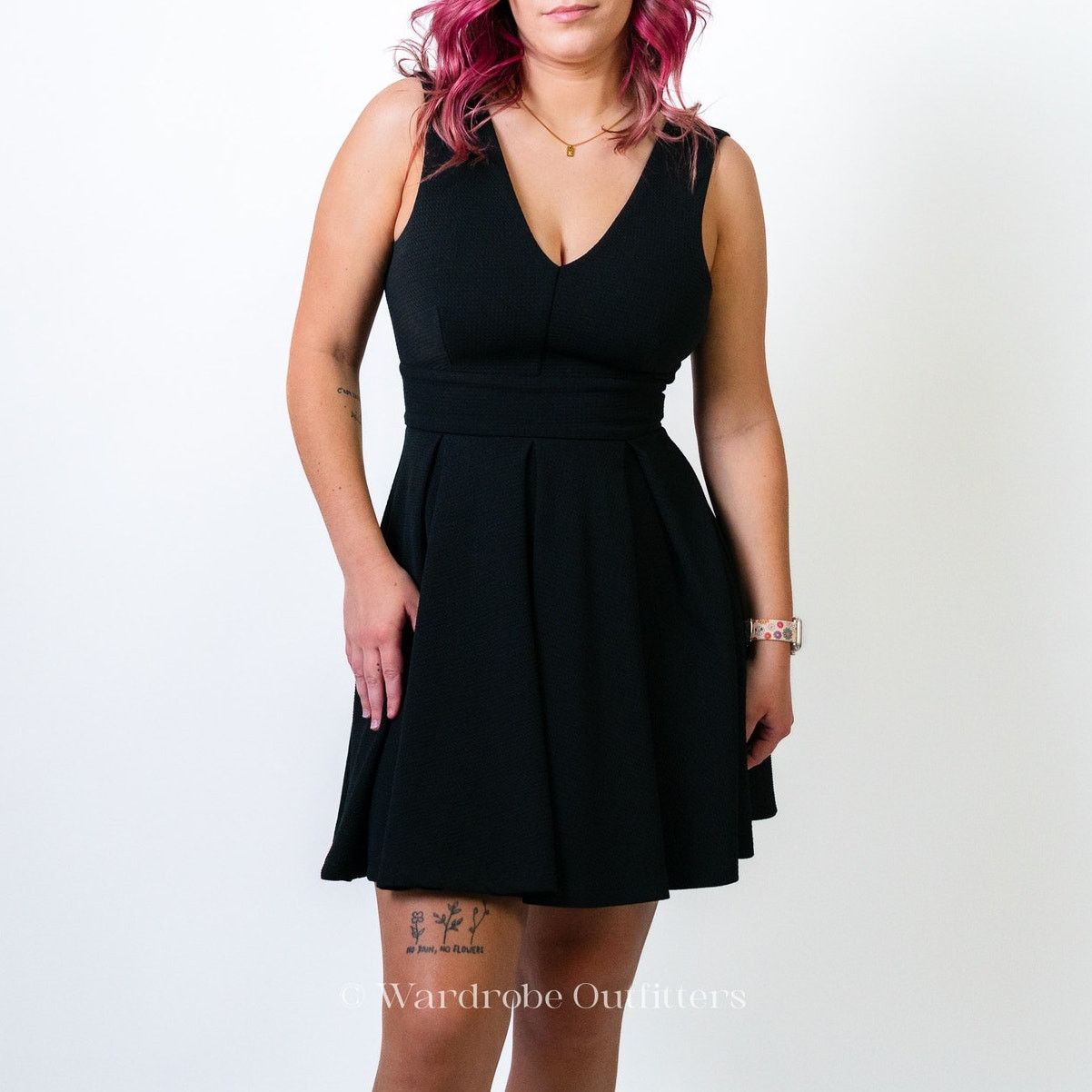 Designer Haute Monde Black A-Cut Midi Dress Size S / US 4 / IT 40 - 1 Thumbnail