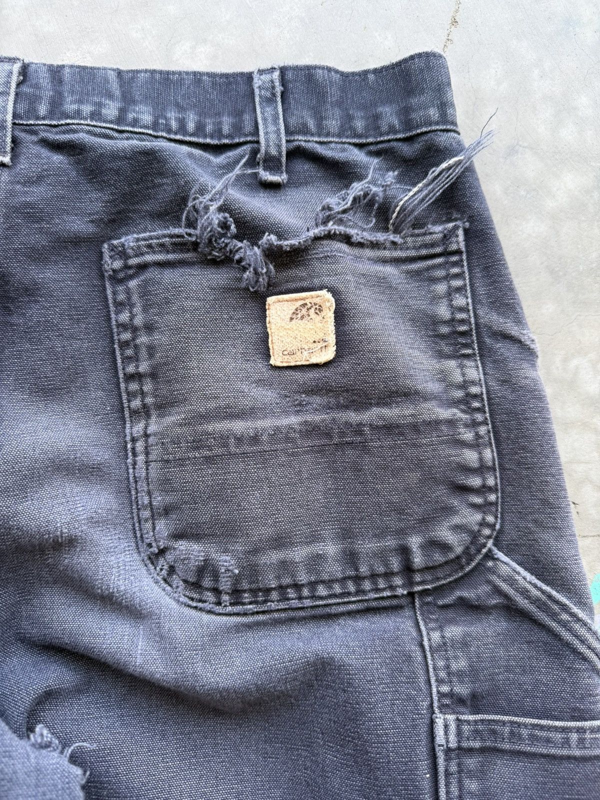 Carhartt Faded Distressed Navy Carhartts Size US 33 - 8 Thumbnail