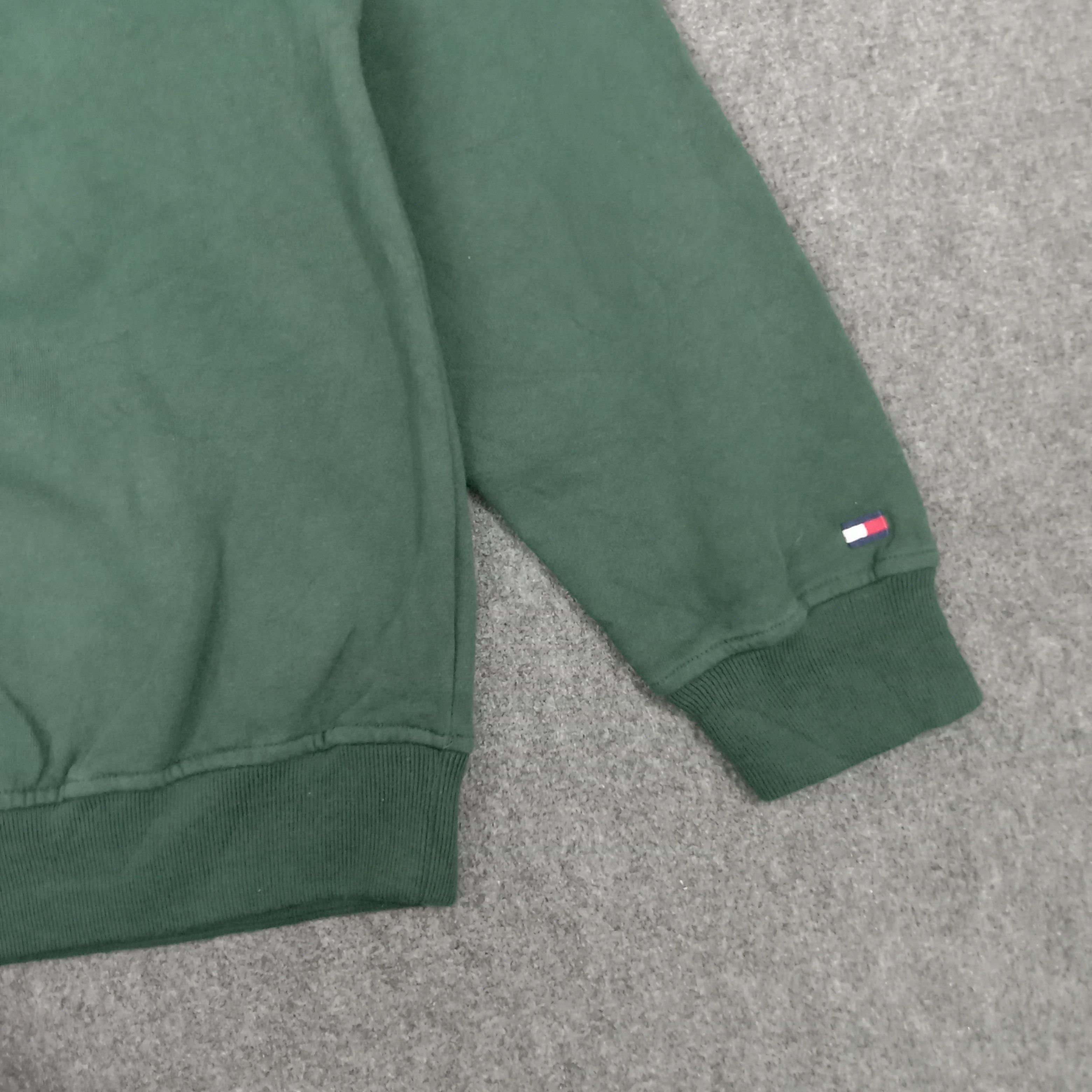 Tommy Hilfiger × Vintage TOMMY HILFIGER American Streetwear Sweatshirts Size US L / EU 52-54 / 3 - 2 Thumbnail