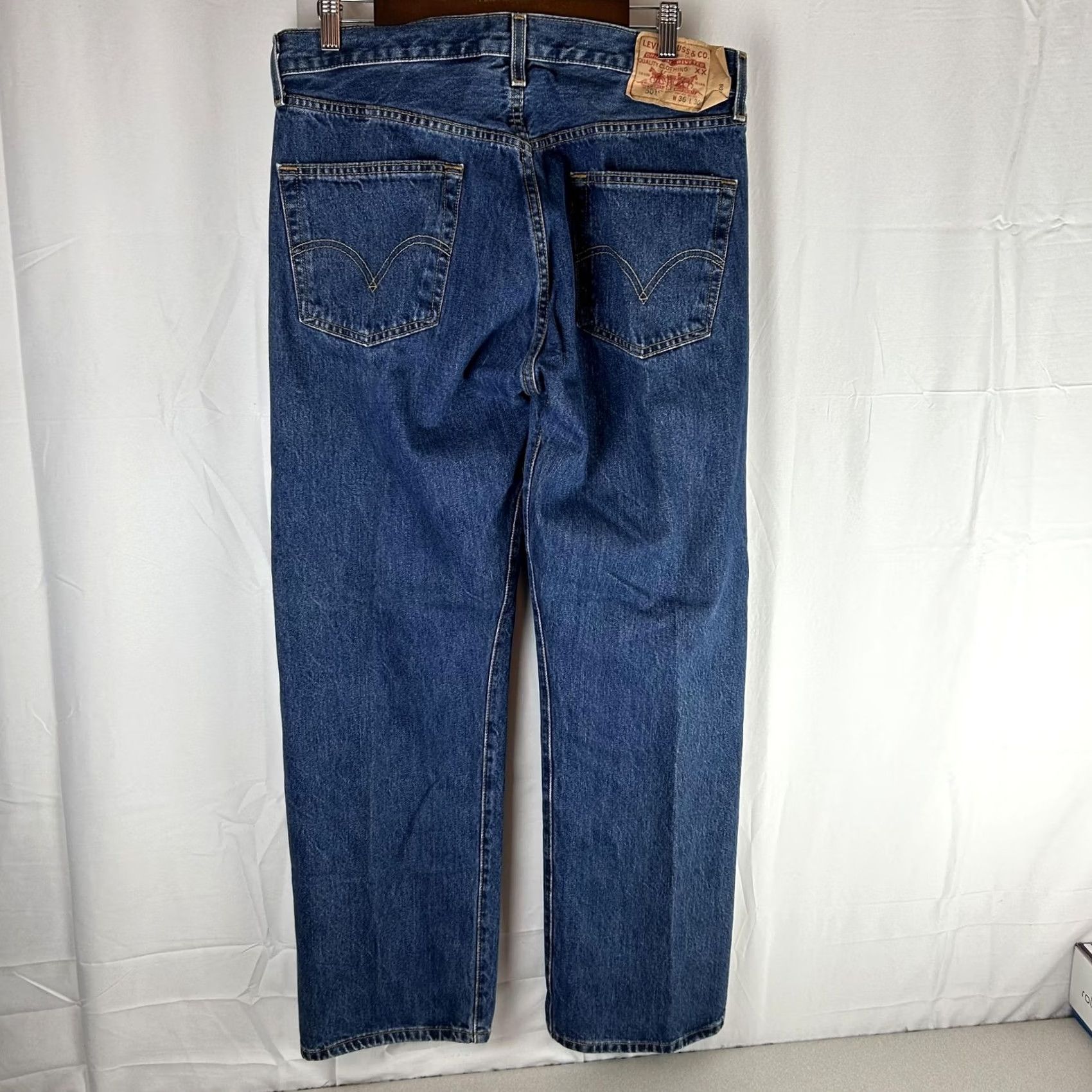 Levi's VINTAGE Levi's 501 Jeans Mens 36x30 Blue Button Fly Straight Leg Denim Size US 36 / EU 52 - 7 Thumbnail