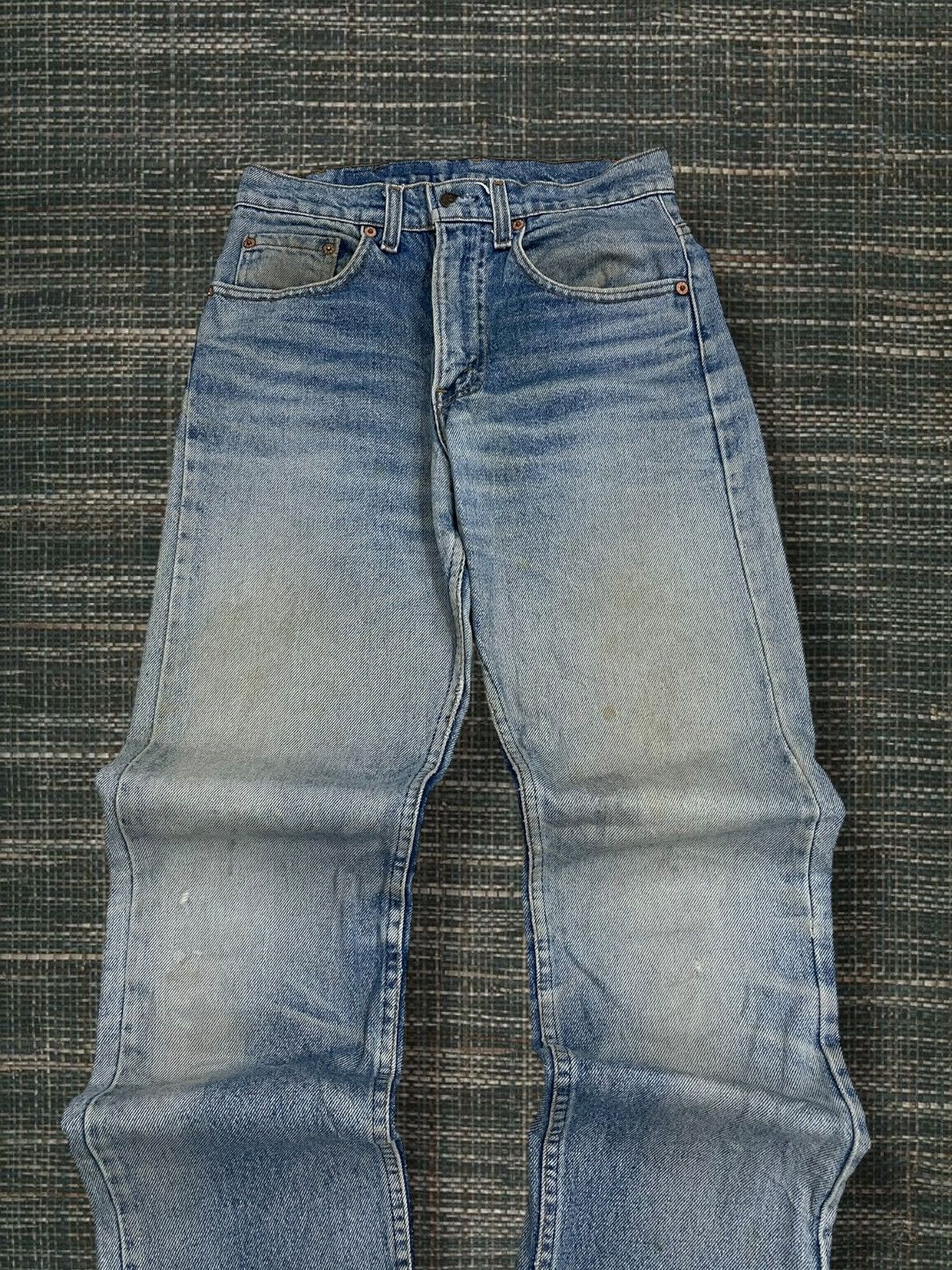 Levi's Vintage Clothing Vintage 1990s Original Designer Levis 505 Distressed Denim Size US 26 / EU 42 - 4 Thumbnail