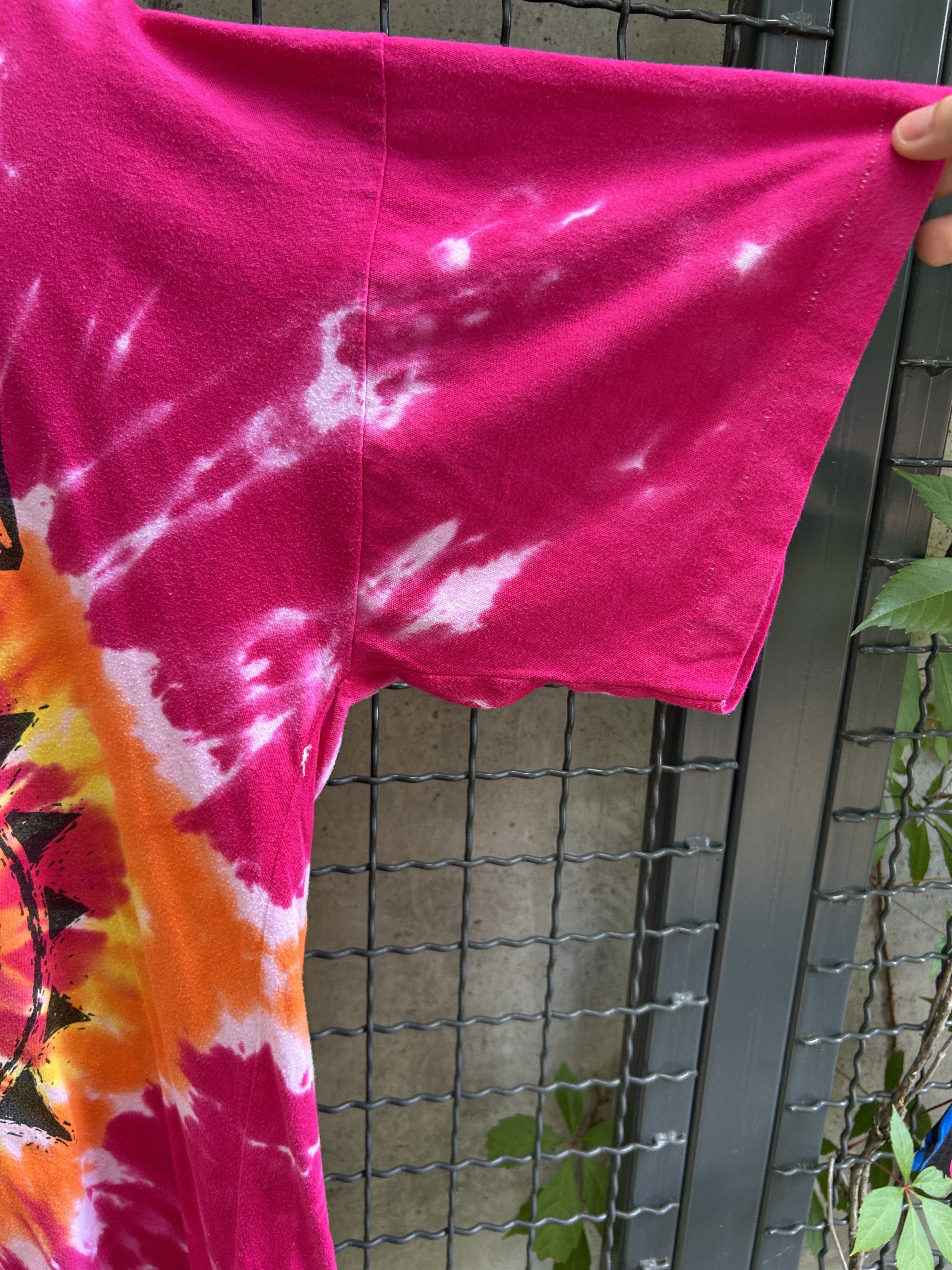 Band Tees Vintage 90s Levellers Rock Band Tie Dye T-shirt Size US XL / EU 56 / 4 - 6 Thumbnail