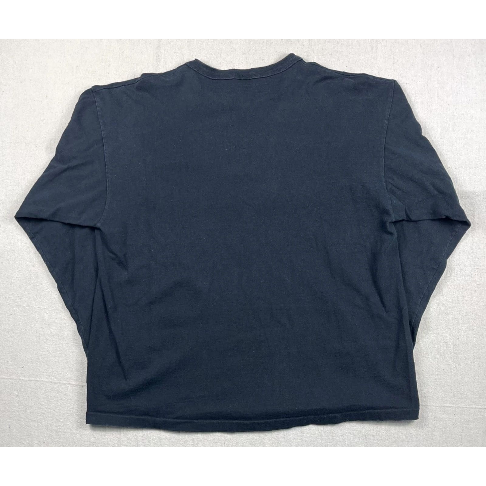 Vintage VINTAGE Barry Manilow Shirt XL Long Sleeve Henley Black 1980s Men's Cotton Deluxe Single Stitch USA Hawai? (Note: remove uncertain) Size US XL / EU 56 / 4 - 4 Thumbnail