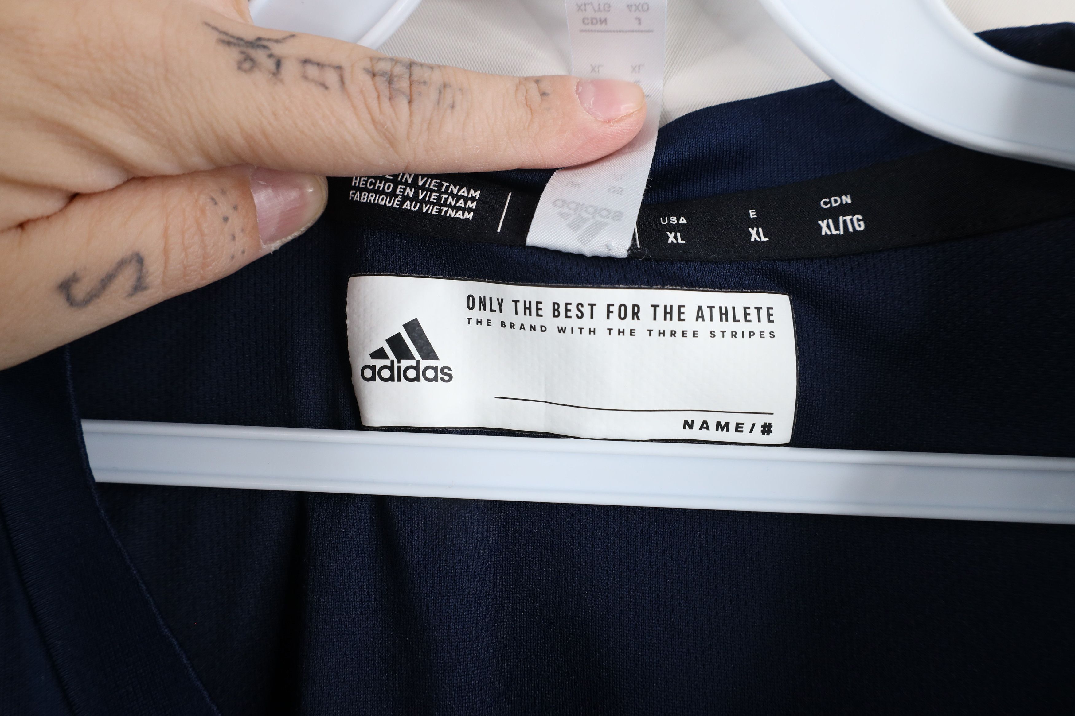 Adidas × Vintage Adidas University of Akron Baseball Short Sleeve T-Shirt Size US XL / EU 56 / 4 - 11 Thumbnail