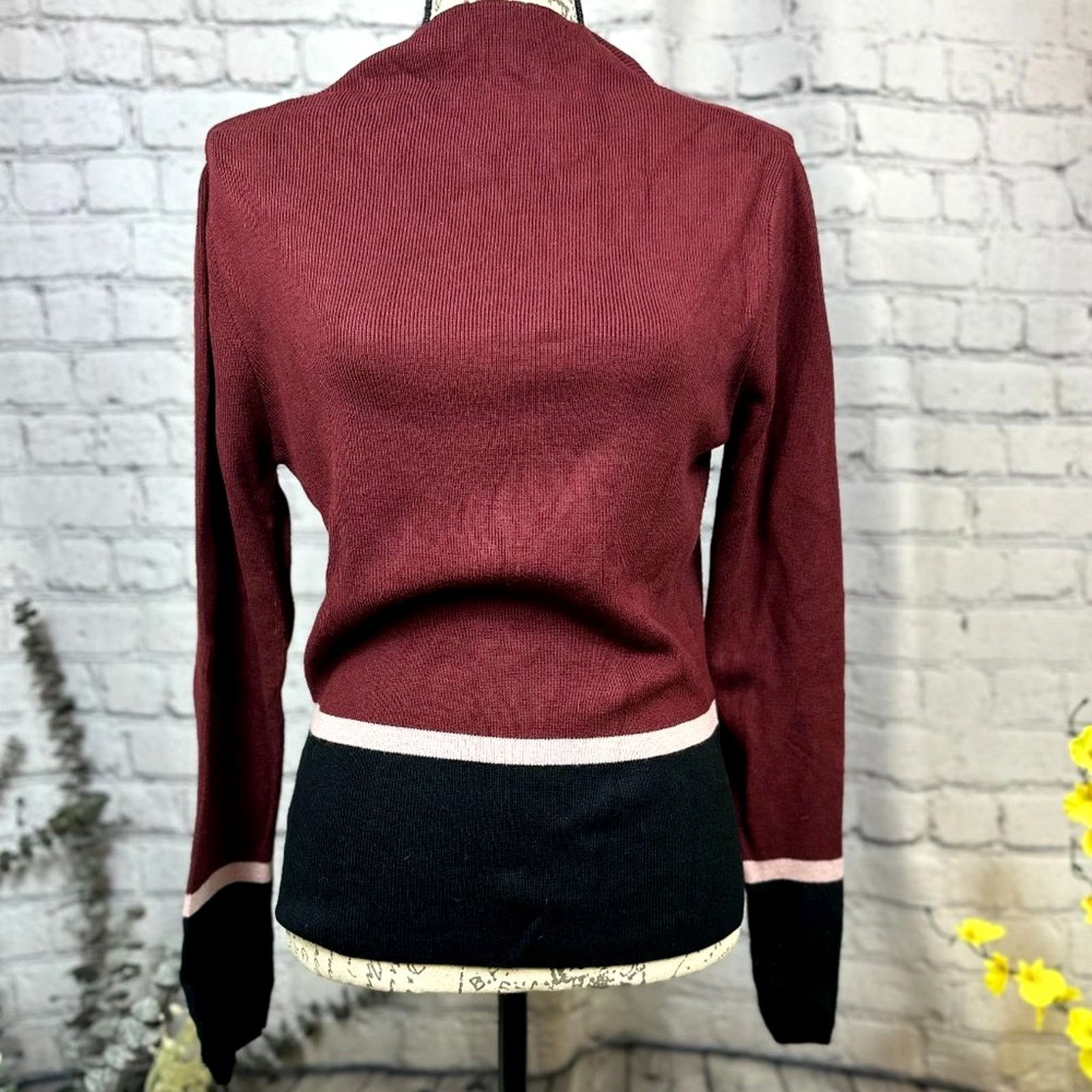 Other Cliche Burgundy Pink Black ColorBlock Striped Sweater Size L Size L / US 10 / IT 46 - 8 Thumbnail