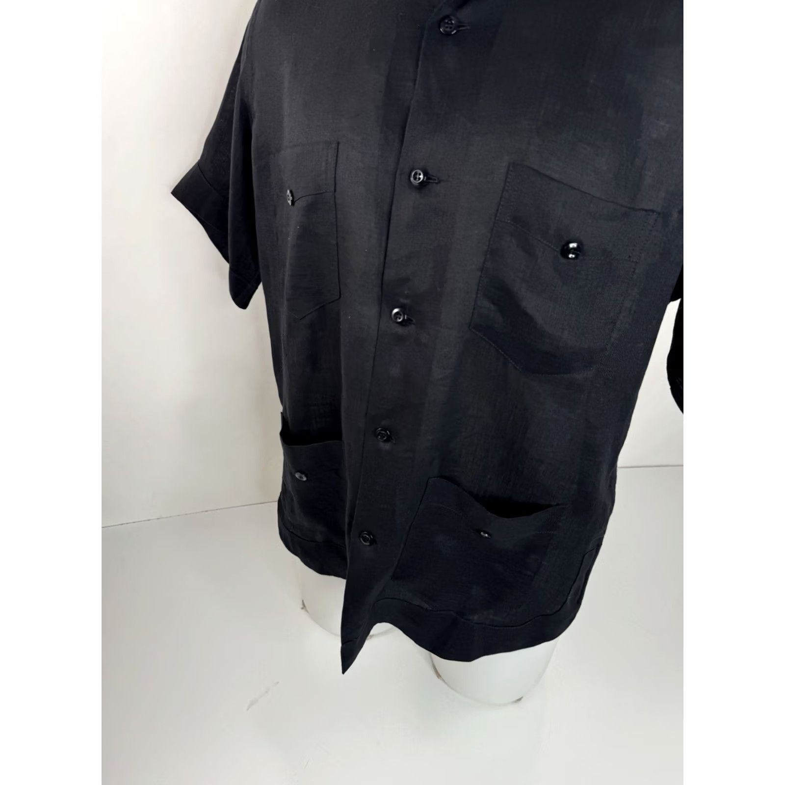 Monitaly Monitaly Los Angeles California Linen 4 Pocket Guayabera Shirt S Black Short Sleeve Button-Up Mens X Size US S / EU 44-46 / 1 - 3 Thumbnail