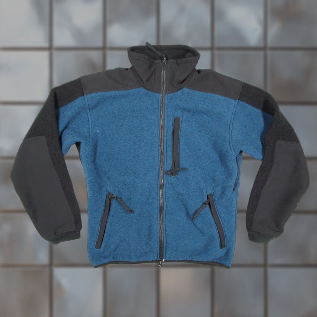Mountain Hardwear VINTAGE Mountain Hardwear Fleece Jacket Womens 10 Blue Black Full Zip Made in USA Hiking Size L / US 10 / IT 46 - 1 Thumbnail