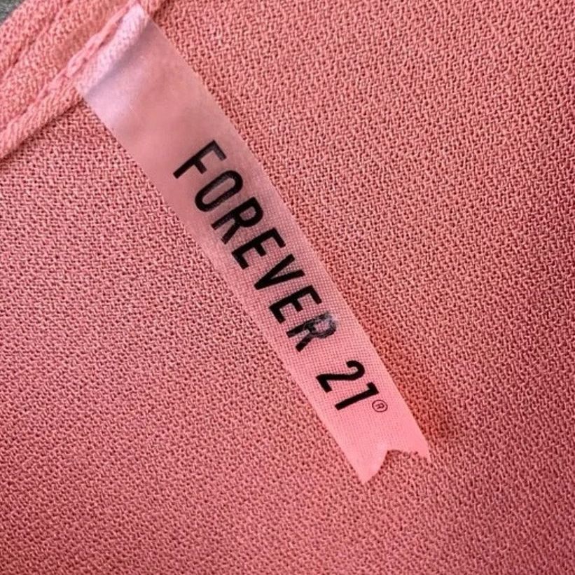Forever 21 NWT New Forever 21 Womens Small Flowy Romper Swim Cover Up Size 27" / US 4 / IT 40 - 2 Thumbnail