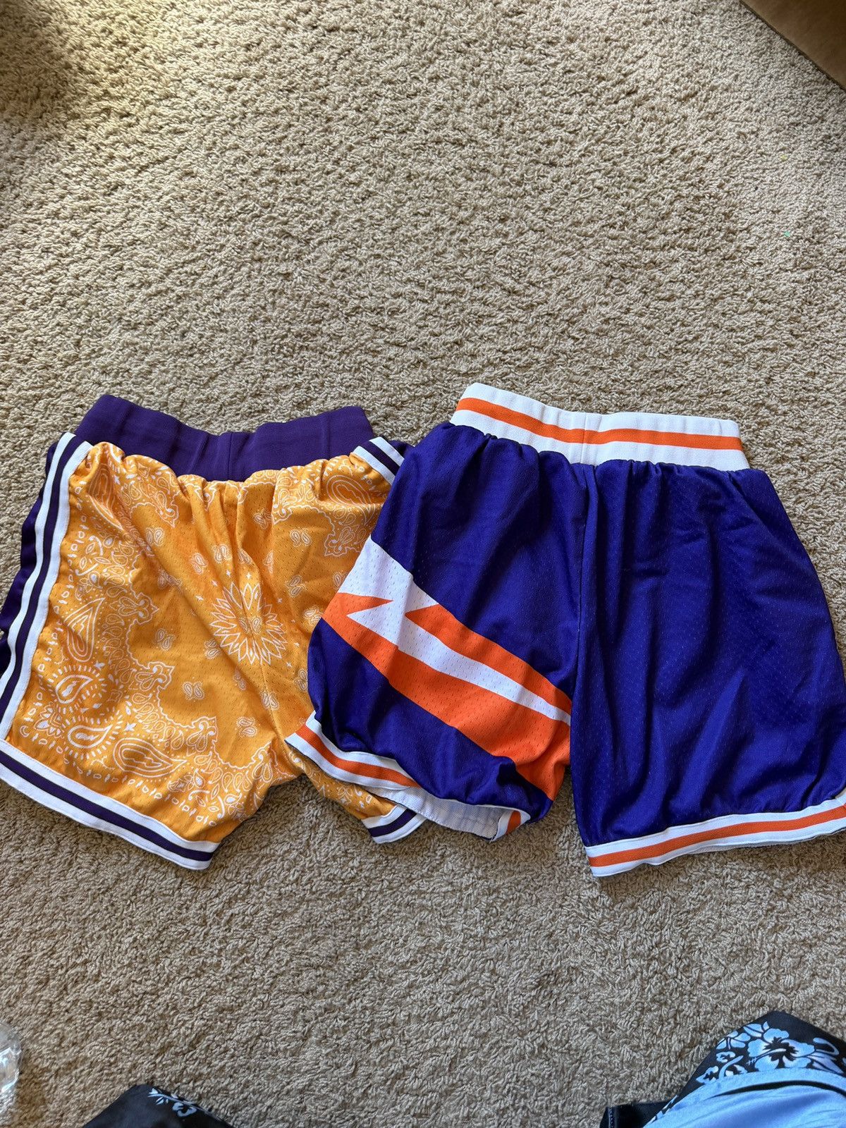 Collect and Select Collect and Select Shorts Size M Lakers or Phx Size US 30 / EU 46 - 2 Thumbnail