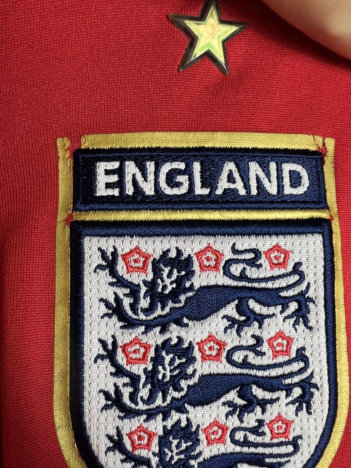 Umbro Vintage Umbro England Gerrard 2007 Home Soccer Jersey Shirt Size US L / EU 52-54 / 3 - 10 Thumbnail