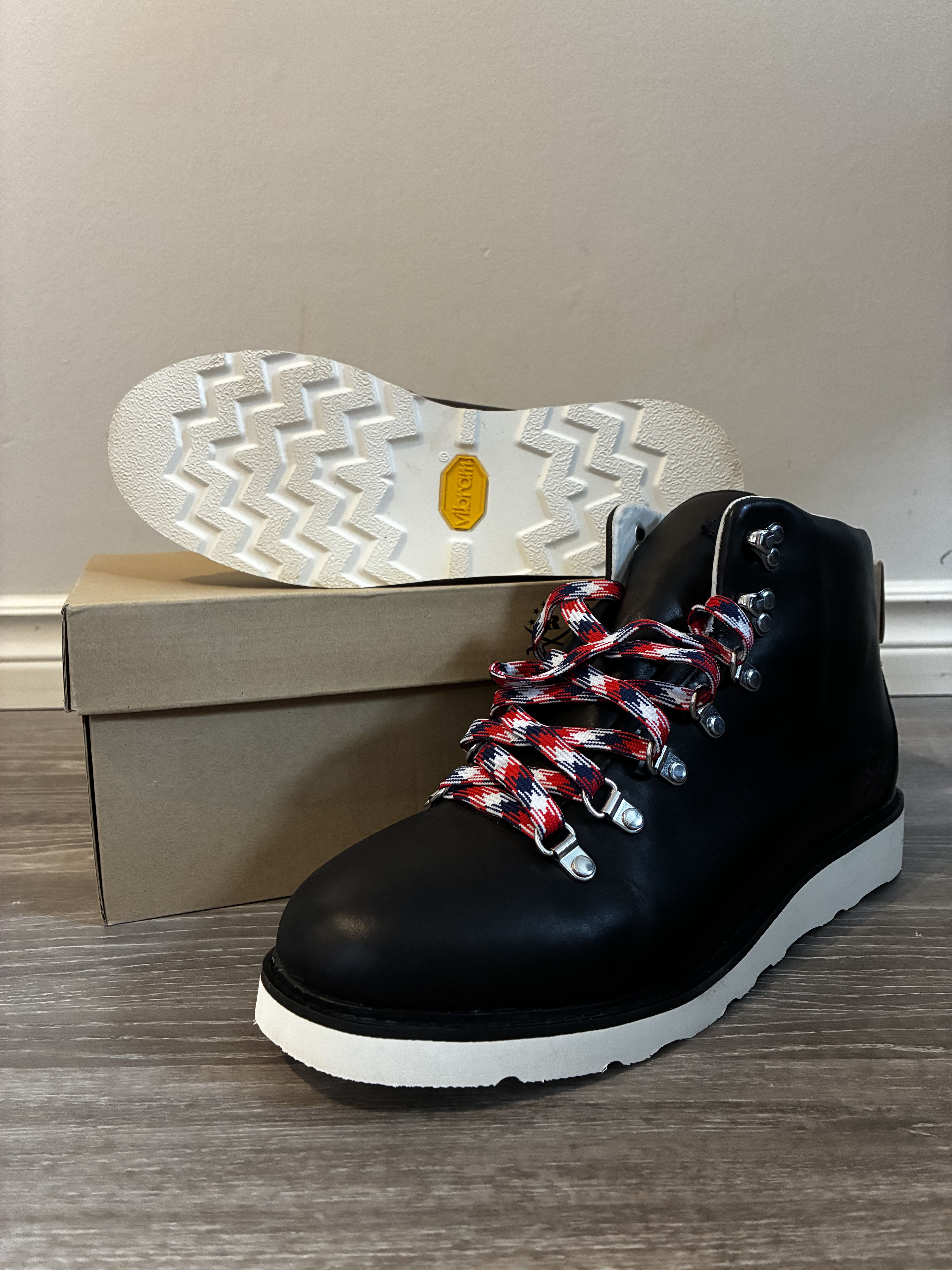 Ransom Clothing Ransom Alpine Boot in Black/Bone Size US 11 / EU 44 - 1 Thumbnail