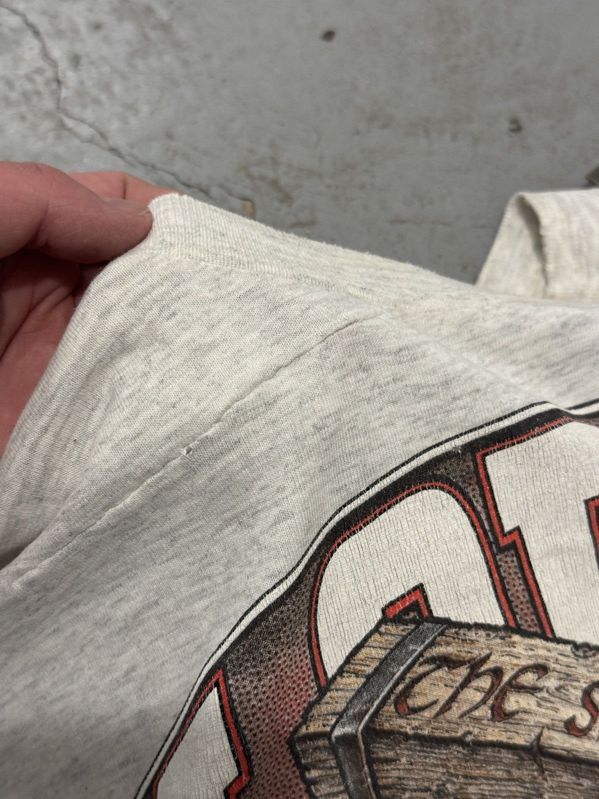 Vintage *RARE* VTG 1995 LORD’S GYM GOD BODYBUILDING NO SWEAT TEE Size US M / EU 48-50 / 2 - 19 Thumbnail