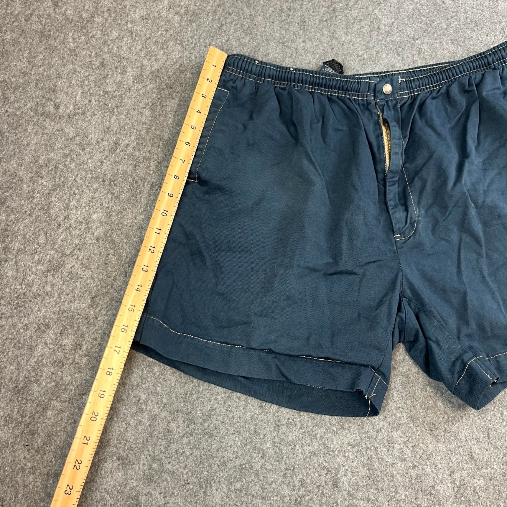 Polo Ralph Lauren Polo Ralph Lauren Mens Chino Shorts XXL Dark Blue Vintage Polo Ralph Lauren Chino Shorts Mens XL Dark Blue Vintage Size US XL / EU 56 / 4 - 3 Thumbnail