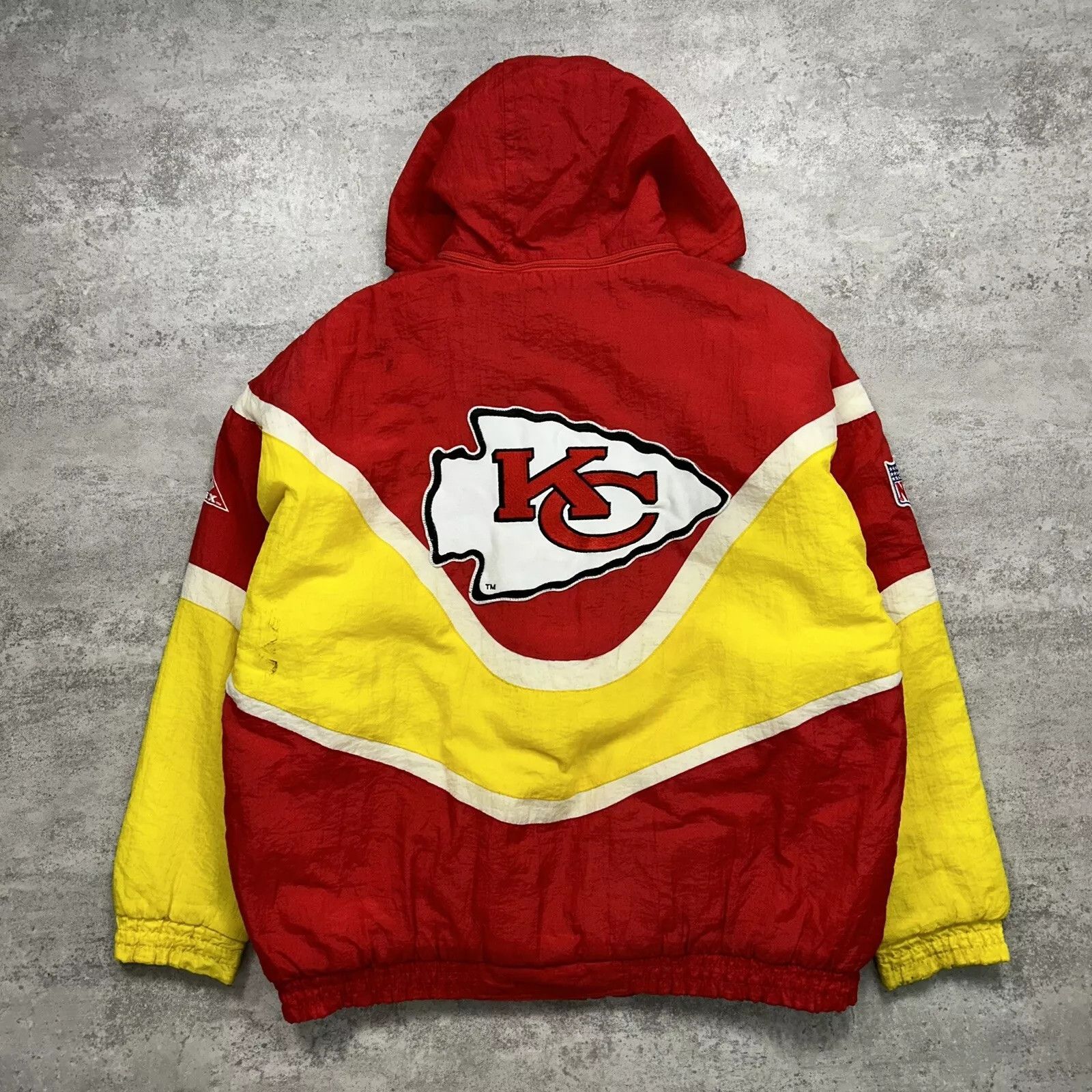 Apex One × NFL × Vintage Kansas City CHIEFS APEX ONE AUTHENTIC PRO LINE PUFFER JACKET Size US XL / EU 56 / 4 - 1 Thumbnail