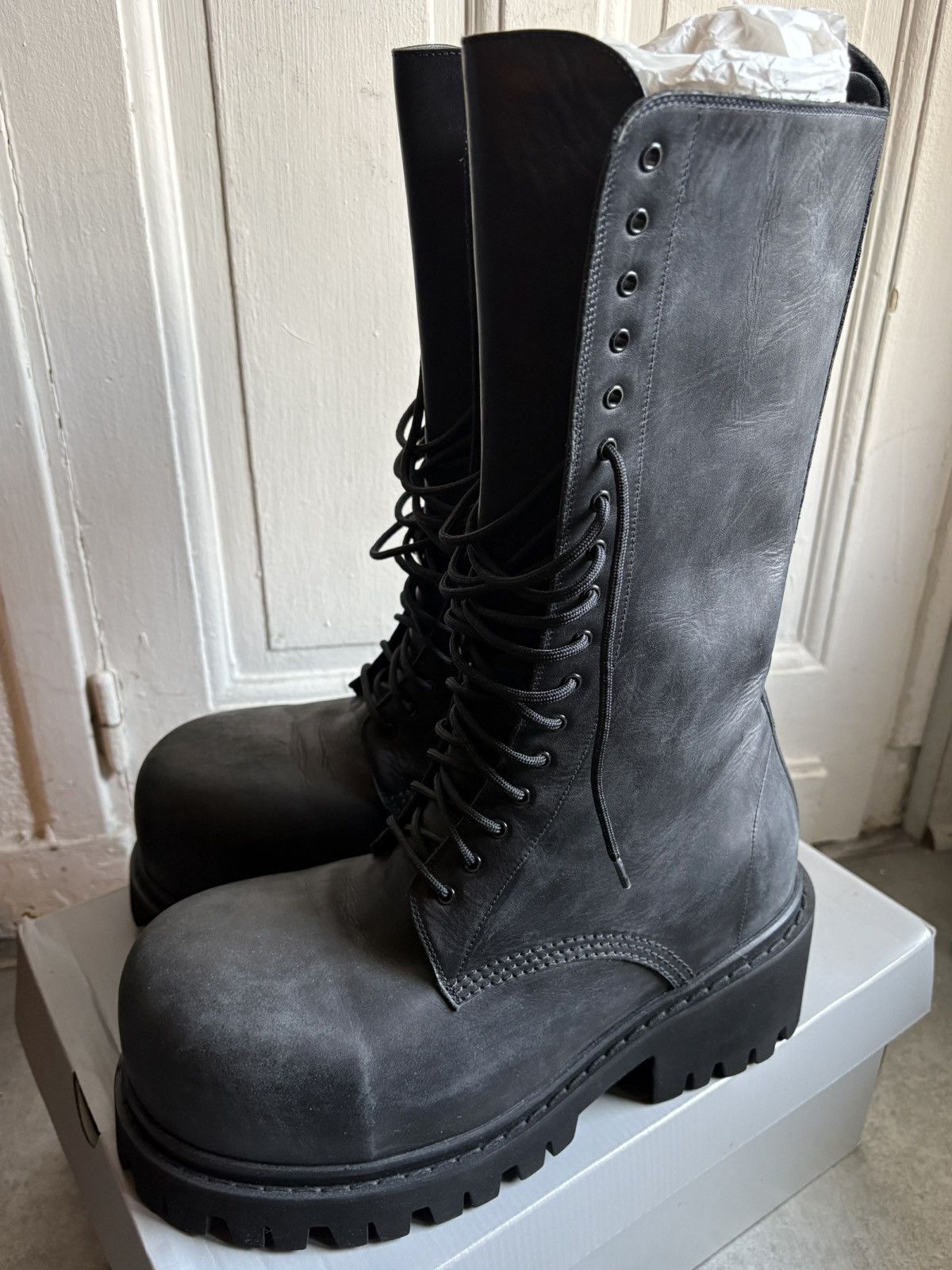 Balenciaga Balenciaga Runway Stomper High Boots Size US 11 / EU 44 - 10 Thumbnail