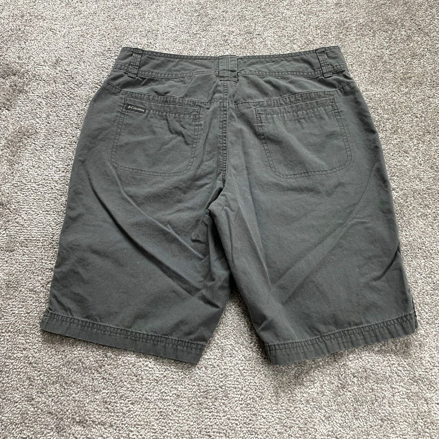 Vintage VINTAGE Columbia Bermuda Shorts Women 10 Gray Cotton High Rise Casual Activewear Summer Size 32" / US 10 / IT 46 - 2 Thumbnail