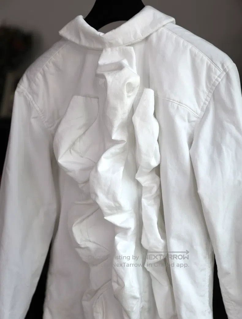 Comme des Garcons Comme Des Garcons White design shirt with large pleated wa Size S / US 4 / IT 40 - 3 Thumbnail