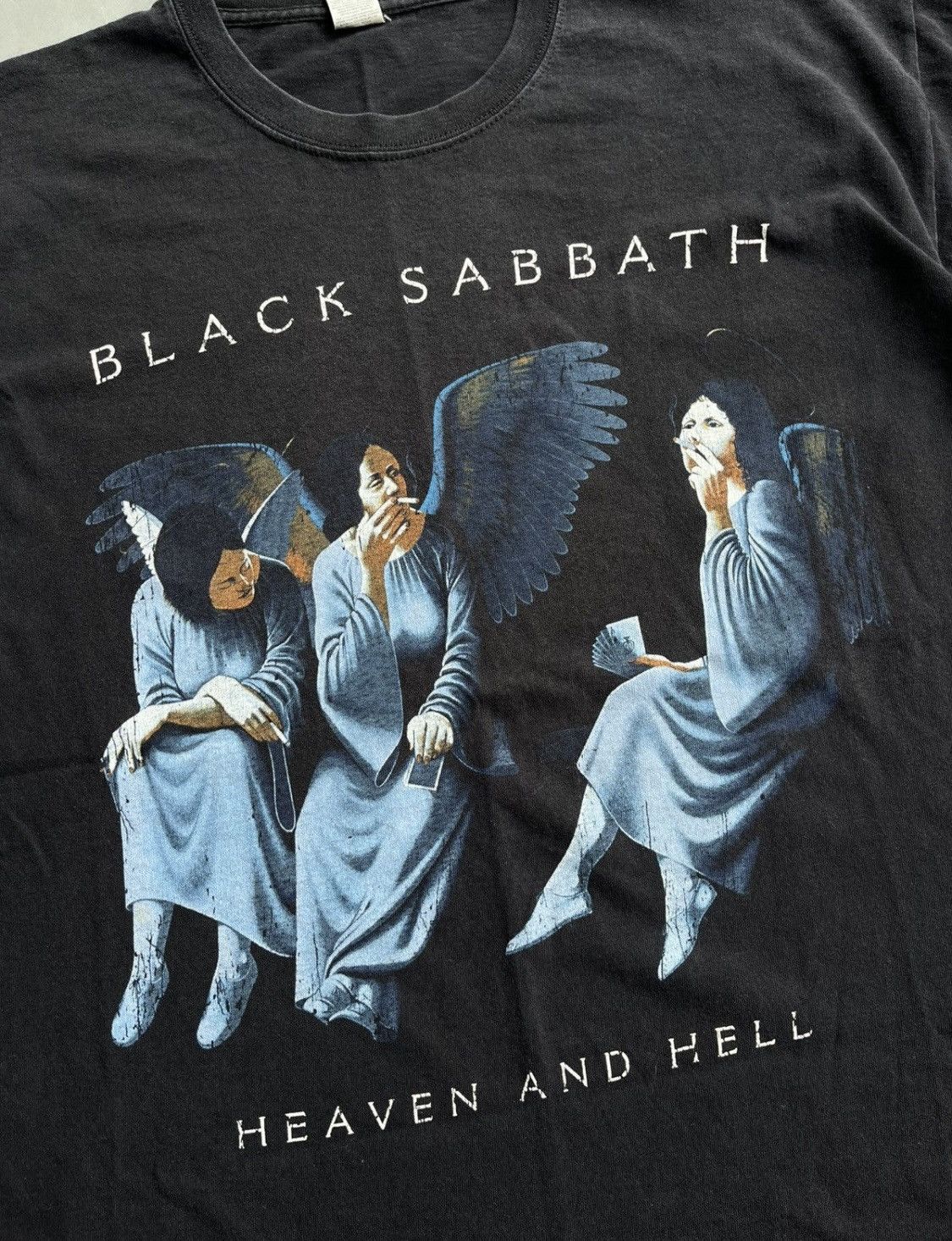 Band Tees Black Sabbath Heaven And Hell vintage Band Tee opium merch Size US XL / EU 56 / 4 - 2 Thumbnail
