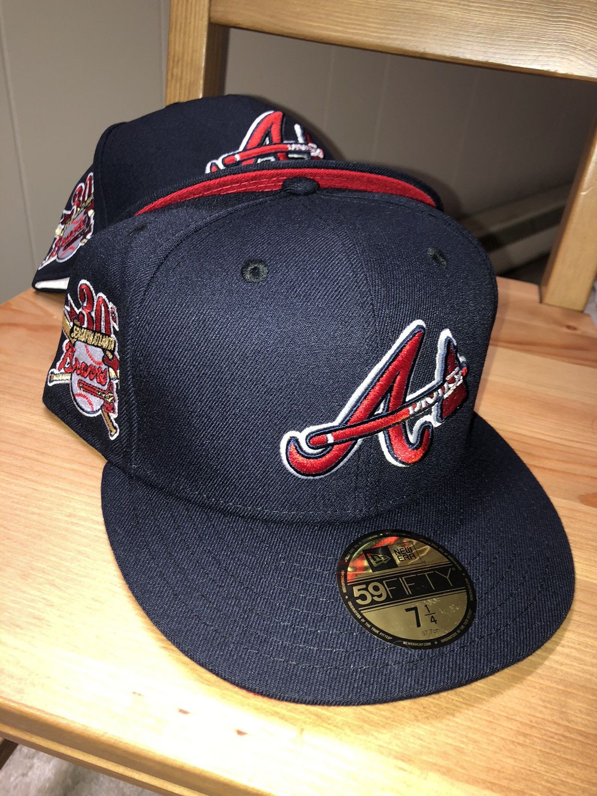 New Era Exclusive Atlanta Braves Fitted Navy Blue Red UV 7 1