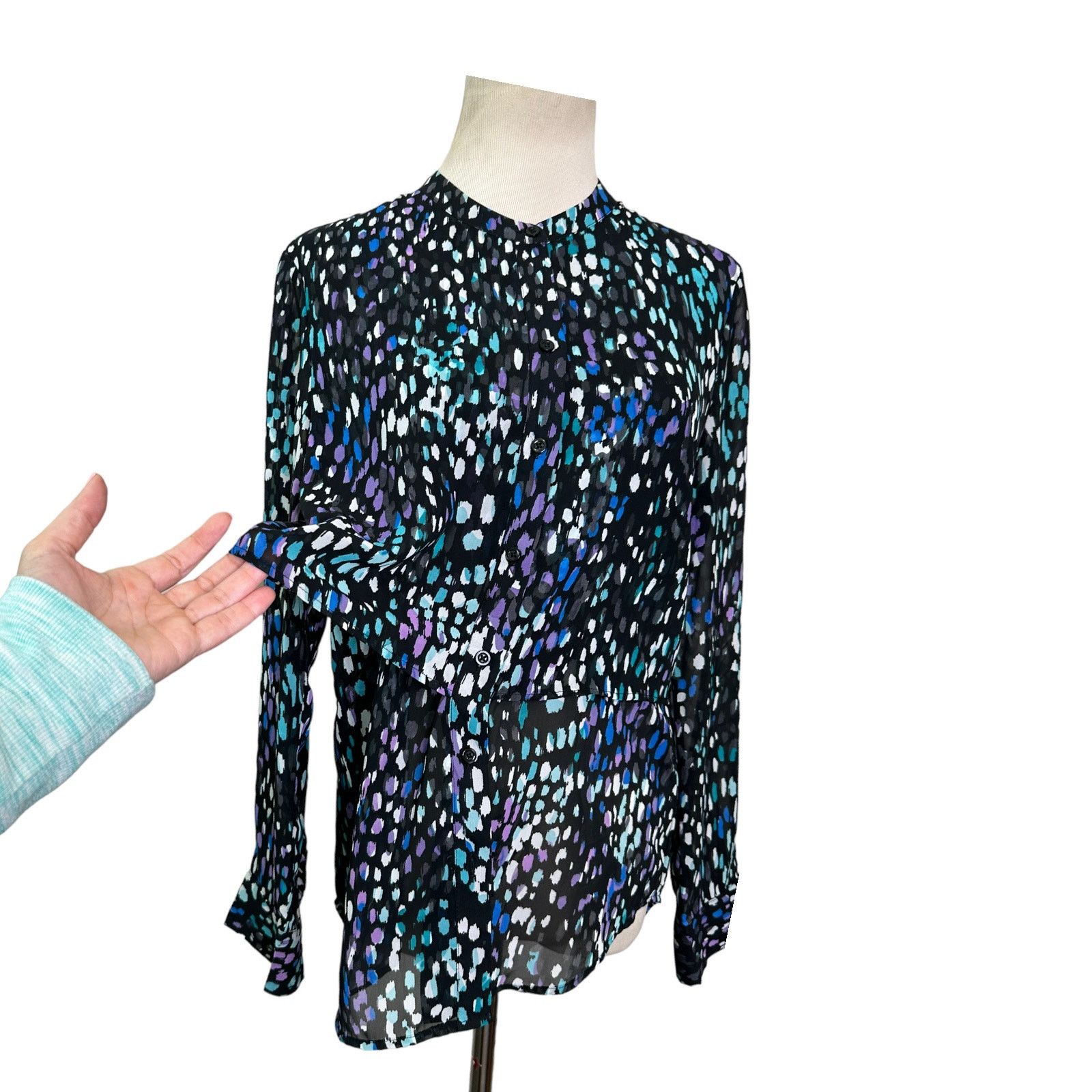 Banana Republic Banana Republic Sheer Button Down Blouse Size PS Size S / US 4 / IT 40 - 8 Thumbnail