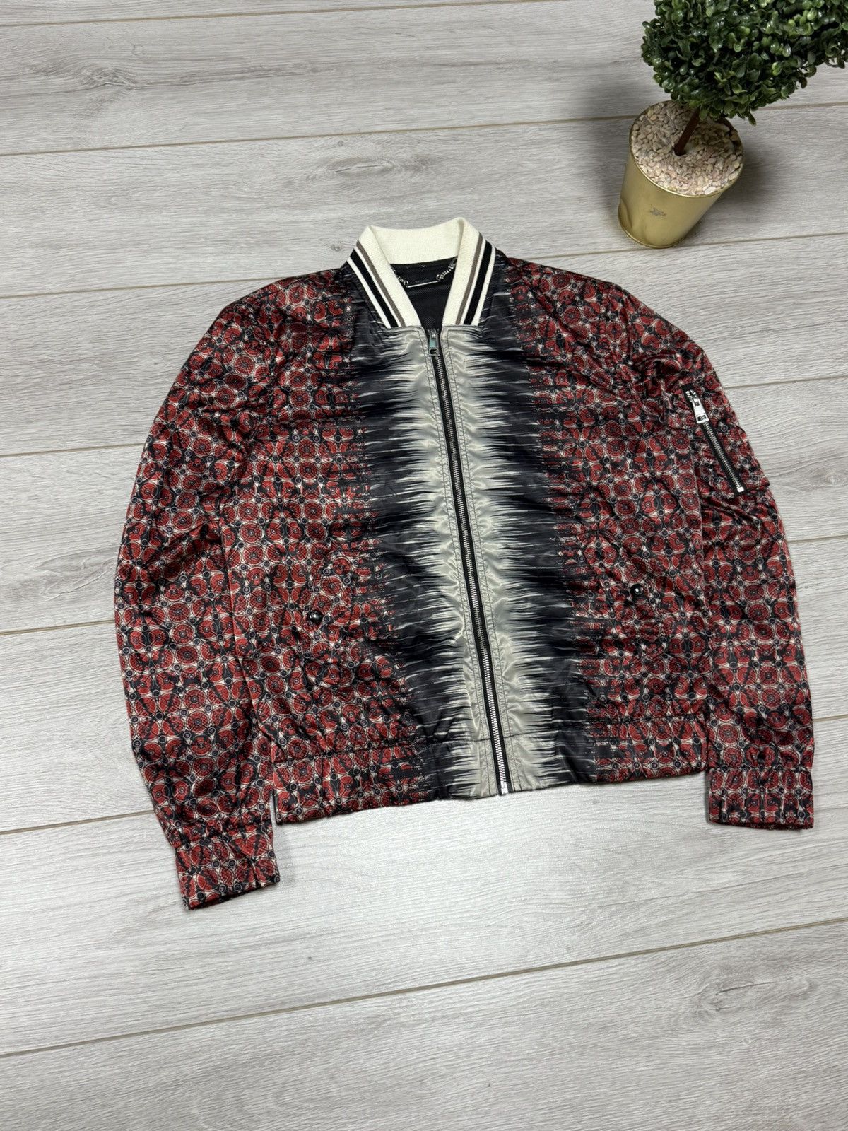 Just Cavalli Just Cavalli jacquard abstract all over print bomber jacket Size US M / EU 48-50 / 2 - 3 Thumbnail