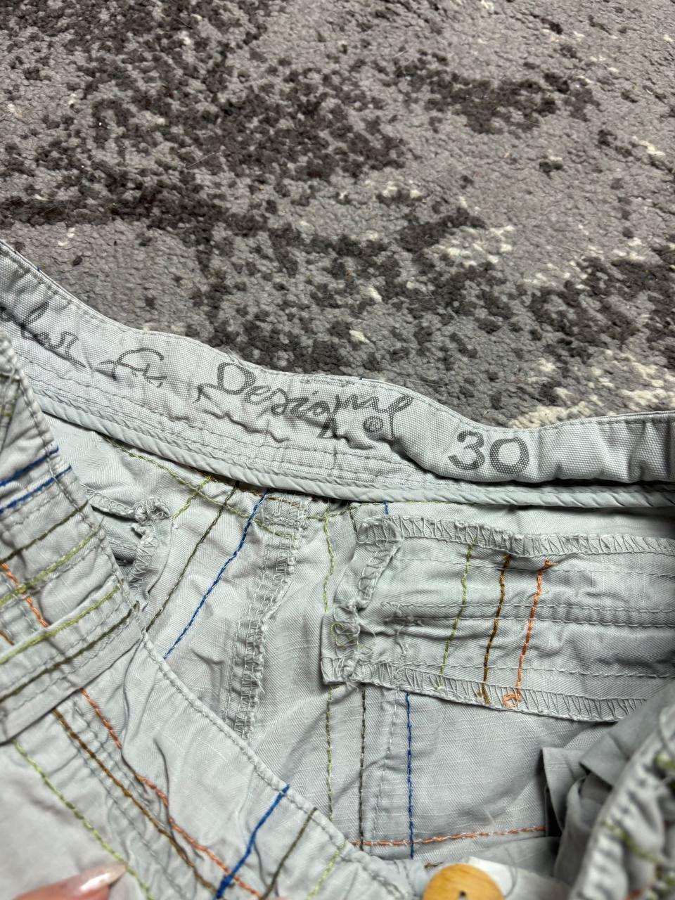Desigual × Vintage Vintage Y2K Desigual Active Cargo Art Pocket Avantgarde Shor Size US 30 / EU 46 - 3 Thumbnail