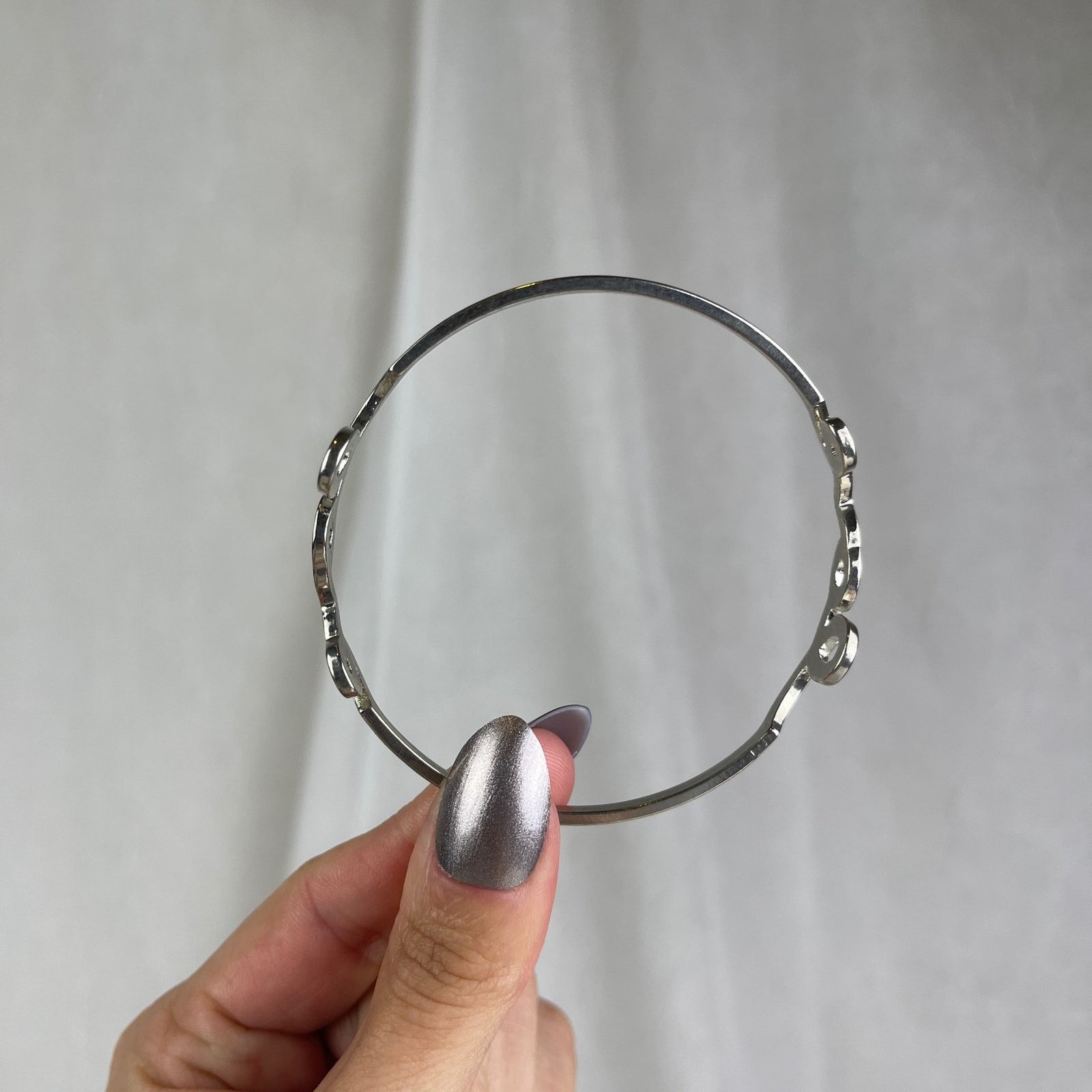 Other Dainty Silver LOVE Bangle Bracelet Minimalist Romantic NWOT Size ONE SIZE - 7 Thumbnail
