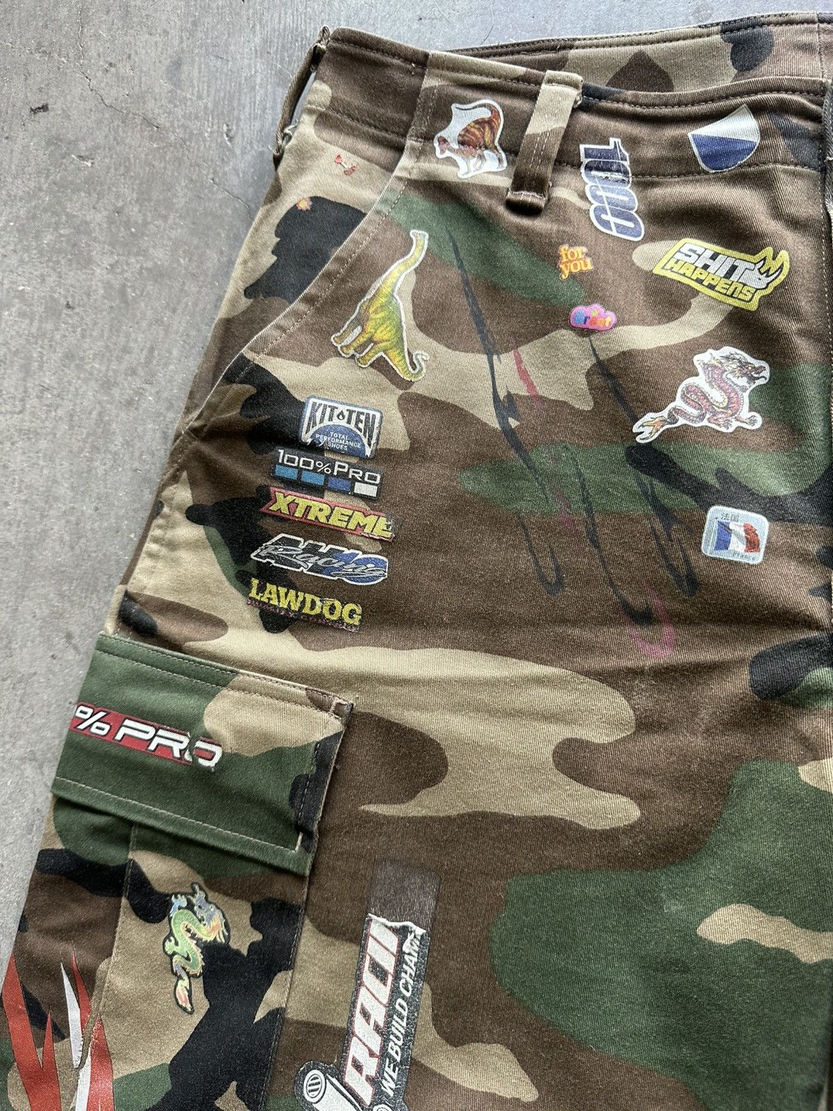 Vetements 2019 Vetements Camo Sticker Pants Size US 32 / EU 48 - 4 Thumbnail