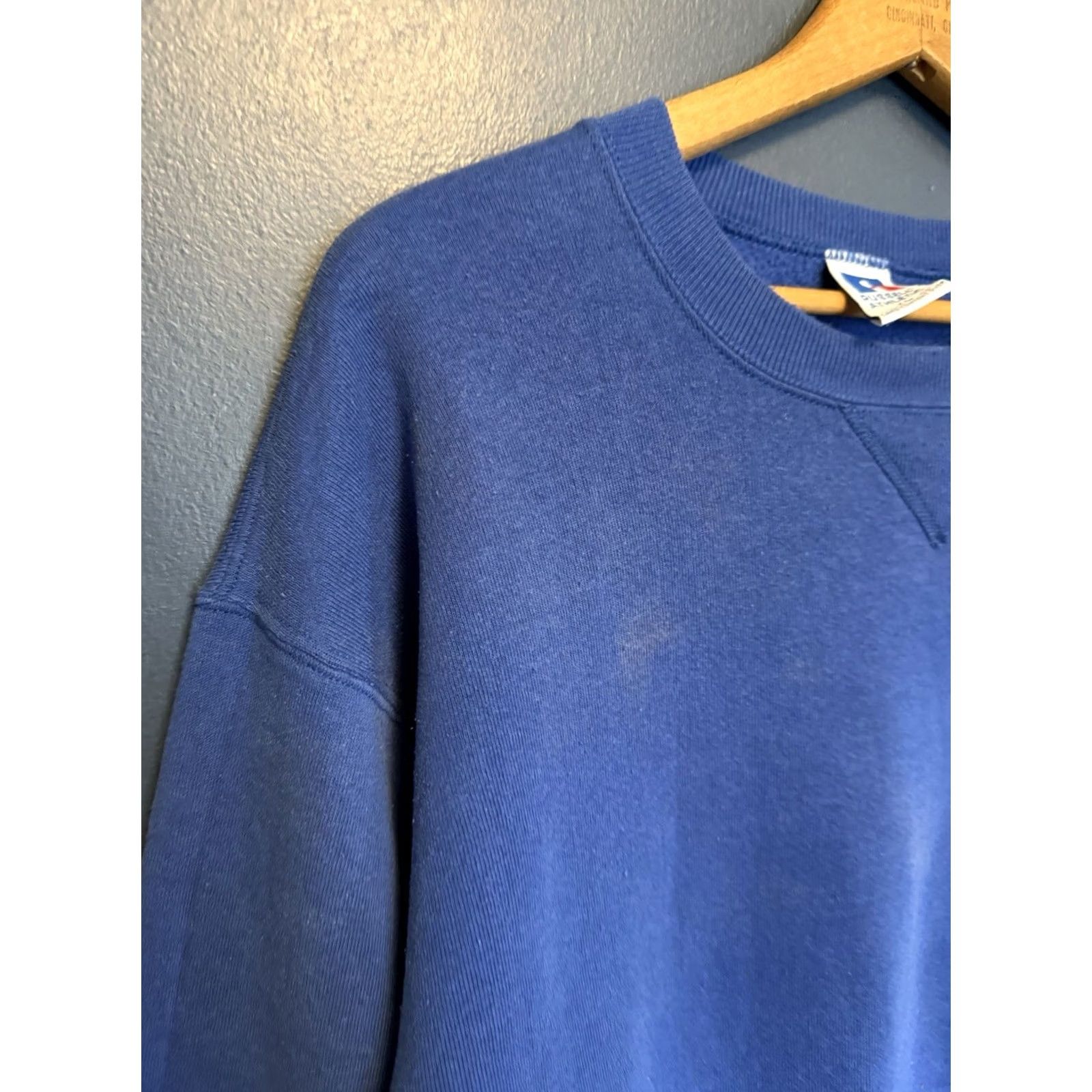 Russell Athletic VINTAGE Russell Athletic Sweatshirt Blue 90s XL Men Pullover Size XL Size US XL / EU 56 / 4 - 4 Thumbnail