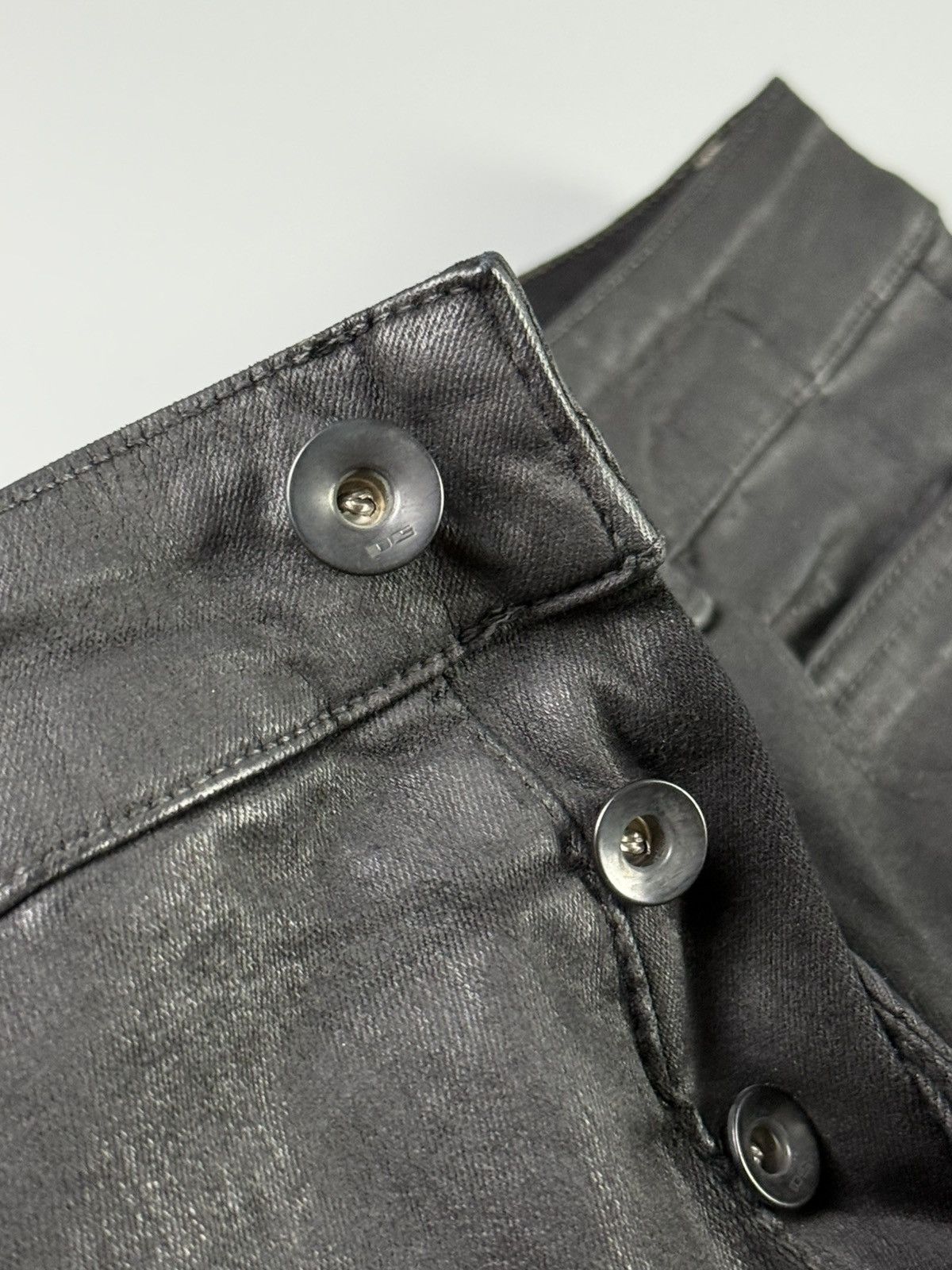 Rick Owens Drkshdw Rick Owens Drkshdw - S/S18 Detroit Cut Waxed Jeans Size US 32 / EU 48 - 8 Thumbnail