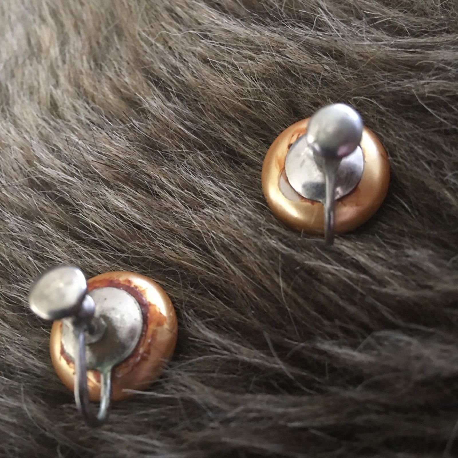 Vintage Vintage 50s gold tone pearl screw back earrings Size ONE SIZE - 3 Thumbnail