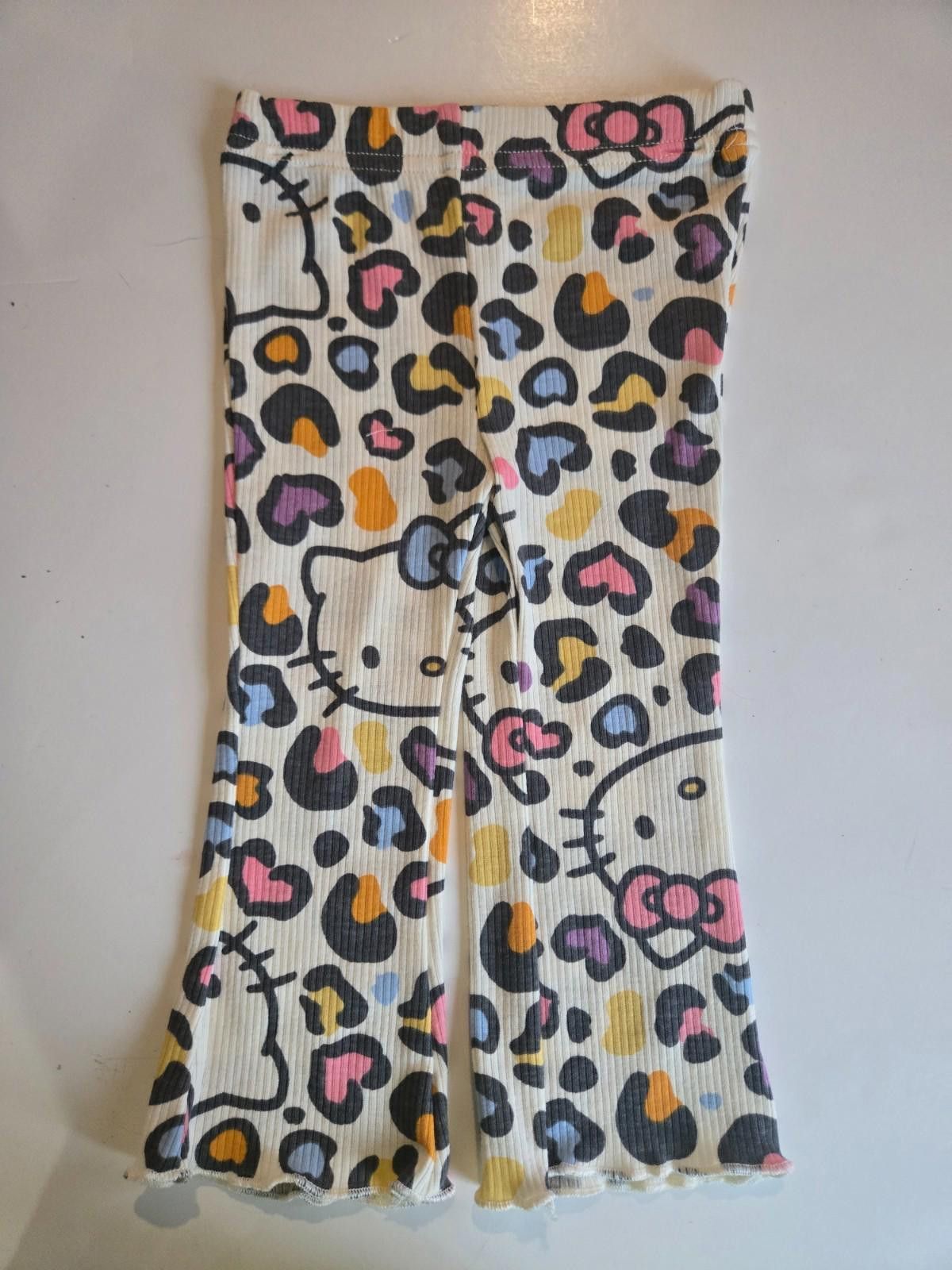 Other Hello Kitty 2 Pc.Set Sweatshirt Sweatpants 12 Months NWT Size ONE SIZE - 2 Thumbnail