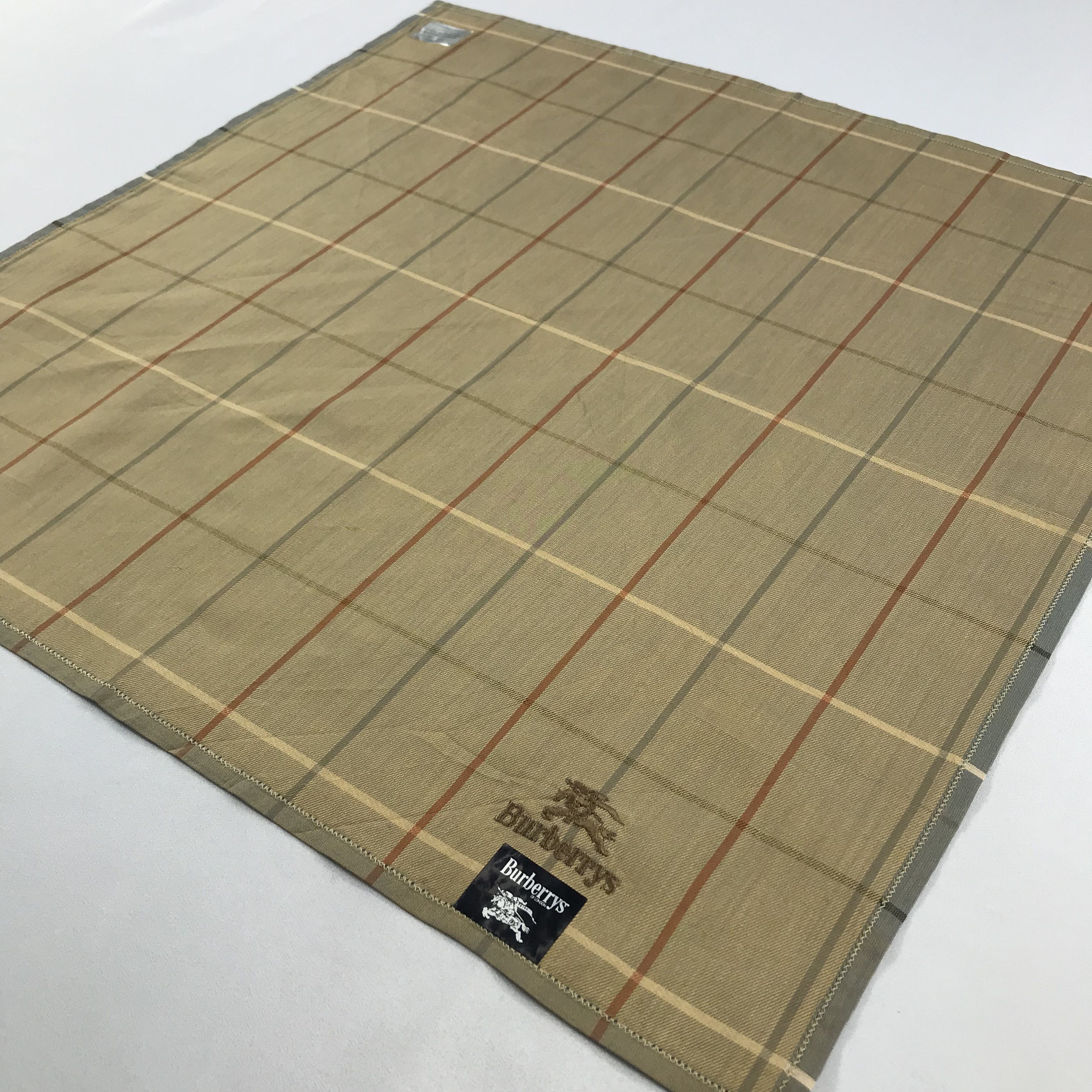 Burberry × Vintage Burberry Bandana / Handkerchief / Neckerchief - S2283 Size ONE SIZE - 2 Thumbnail