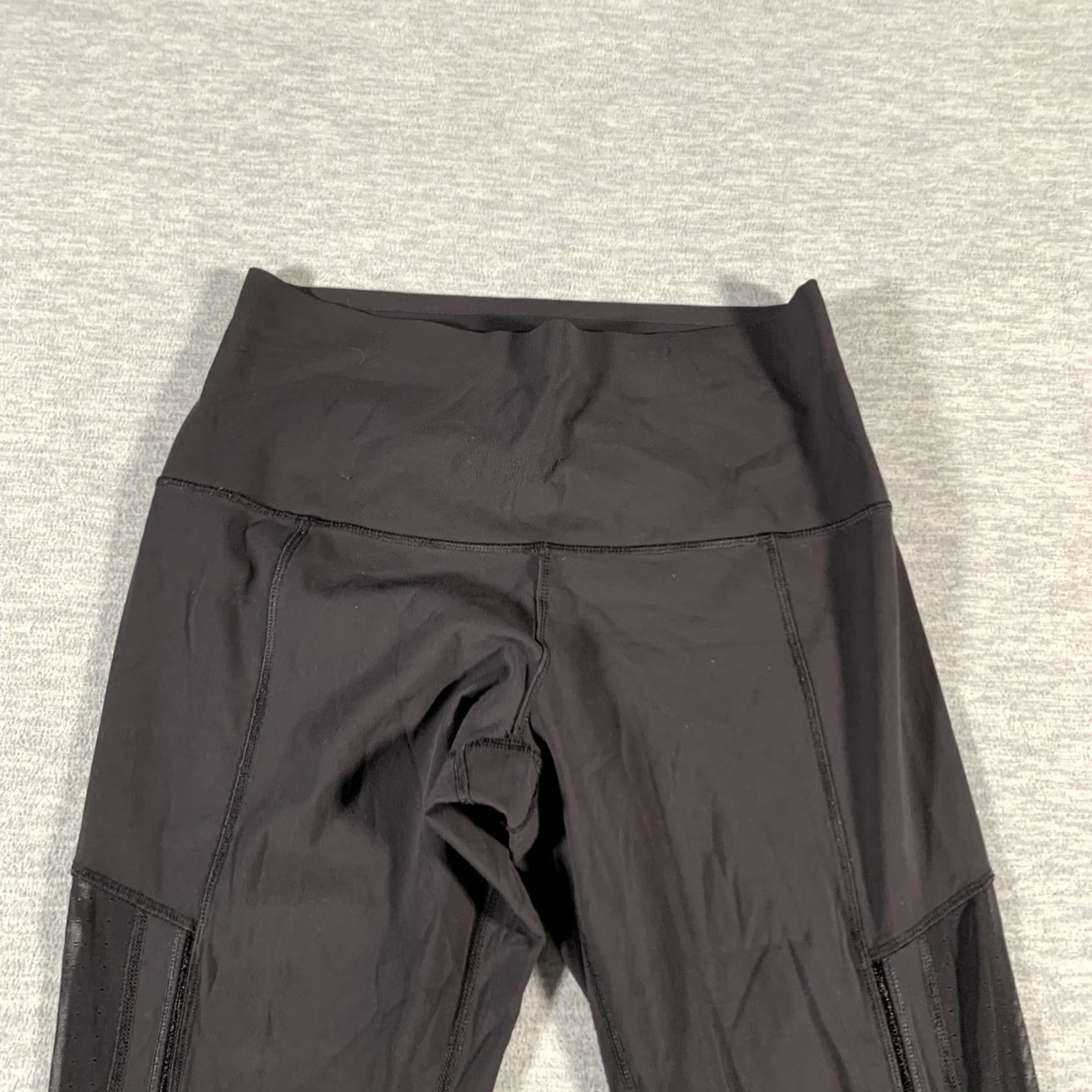 Lululemon Lululemon Pants Womens 6 Black Crop High Rise Leggings Yoga Pocket Athletic Gym Size 28" / US 6 / IT 42 - 4 Thumbnail