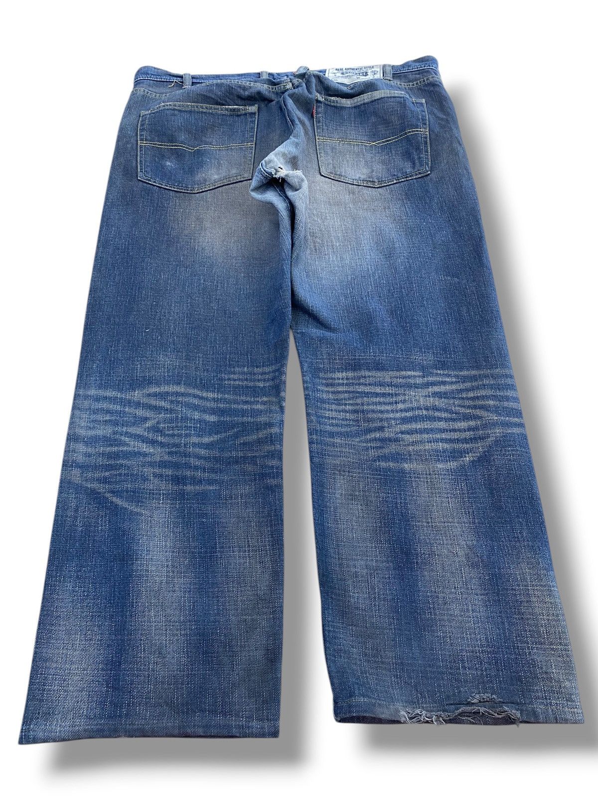 Japanese Brand Glheart Whiskers Faded Wash Style Loose Jeans Size US 40 / EU 56 - 3 Thumbnail