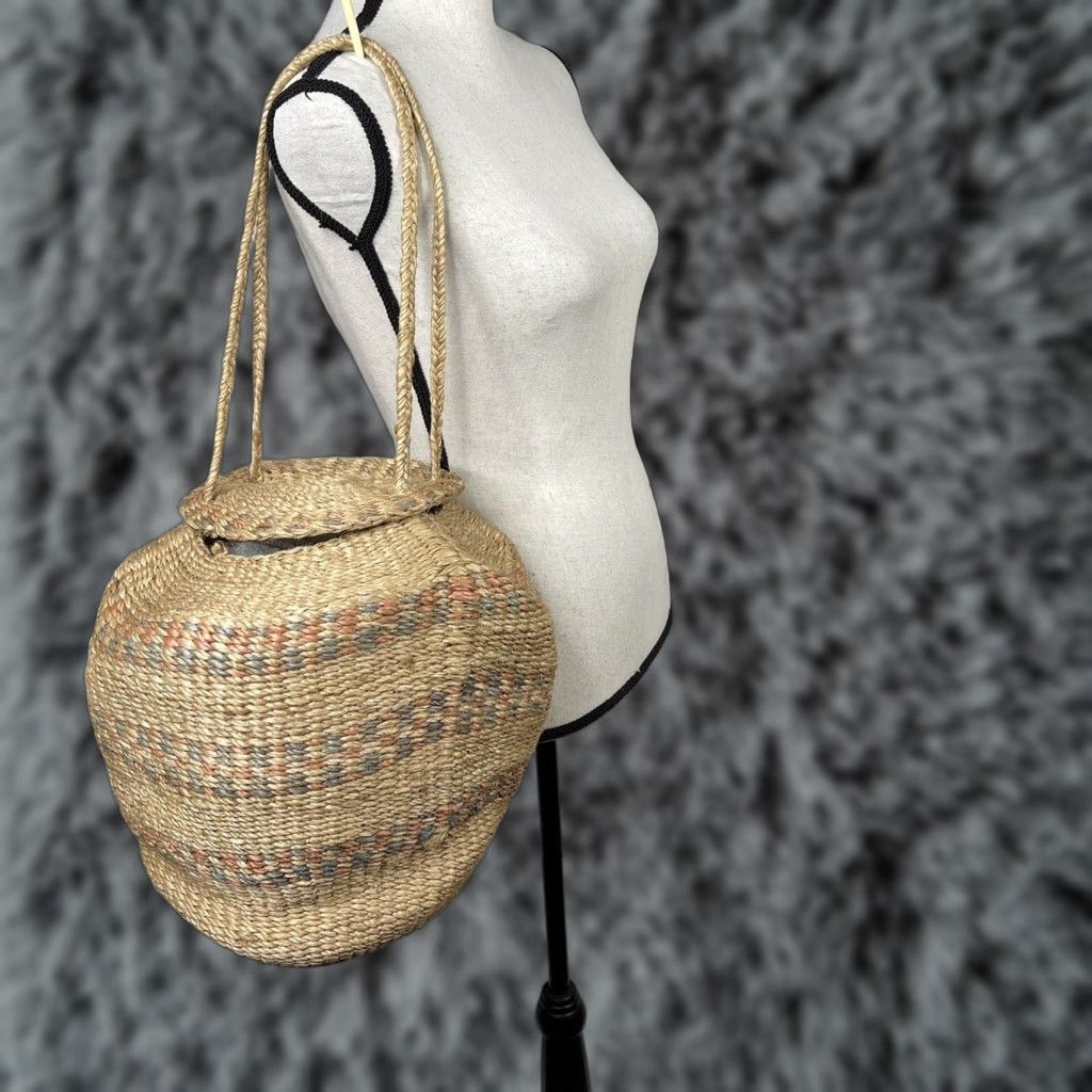 Vintage Large Woven Bucket Bag Beige Straw Crossbody Tote Boho Chic Beach Travel Womens