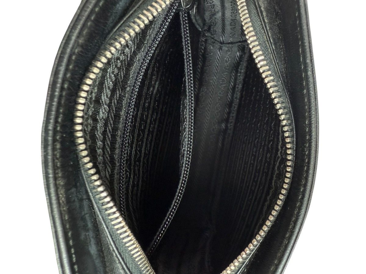 Prada Vintage Prada Logo Leather Box Baguette Bag Size ONE SIZE - 9 Thumbnail