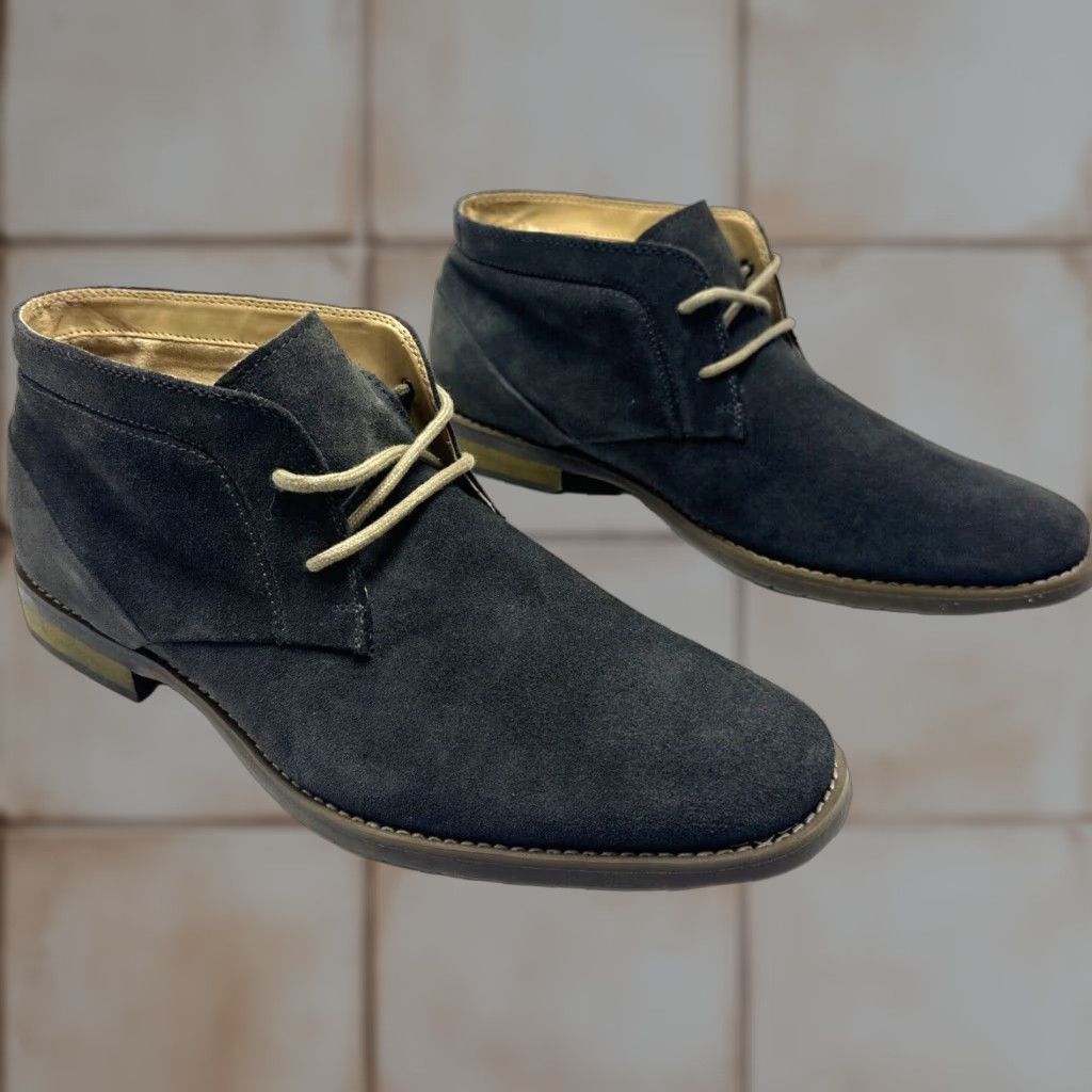 Calvin Klein Calvin Klein Wilson Mens 9.5 M Gray Suede Chukka Ankle Boots Boots Erik? Size US 10 / EU 43 - 1 Thumbnail