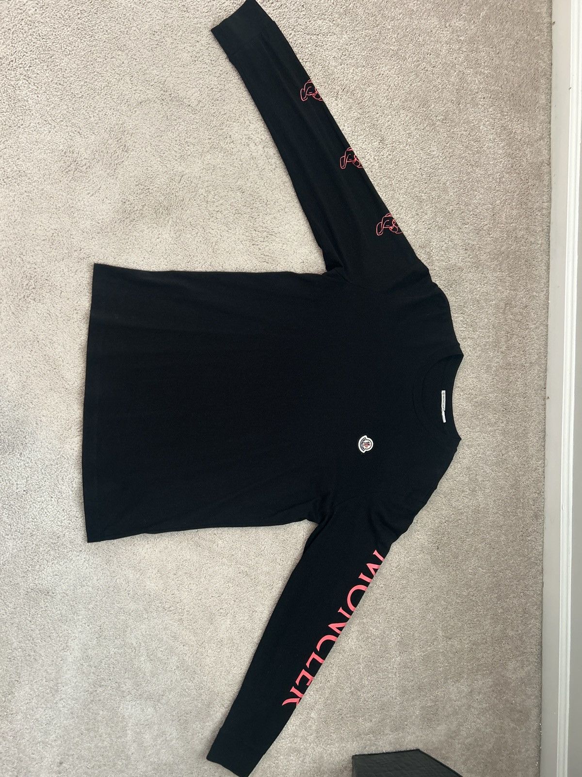 image of Men Moncler Long Sleeve in Black (Size Medium)