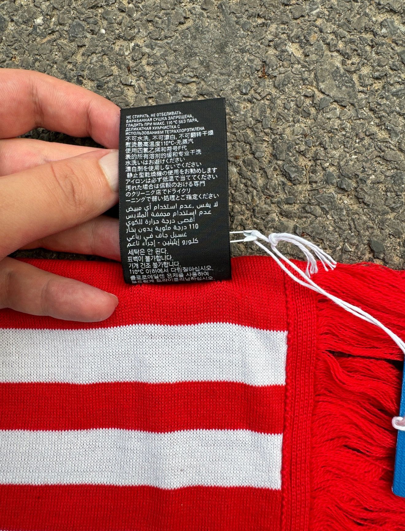 Balenciaga Balenciaga Adidas Soccer Logo Scarf Red Size ONE SIZE - 8 Thumbnail