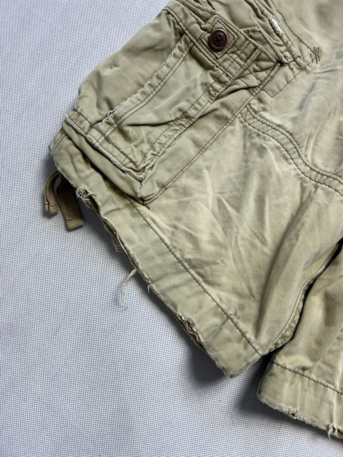 Abercrombie & Fitch Heavy Shorts Abercrombie & Fitch cargo Size US 32 / EU 48 - 2 Thumbnail