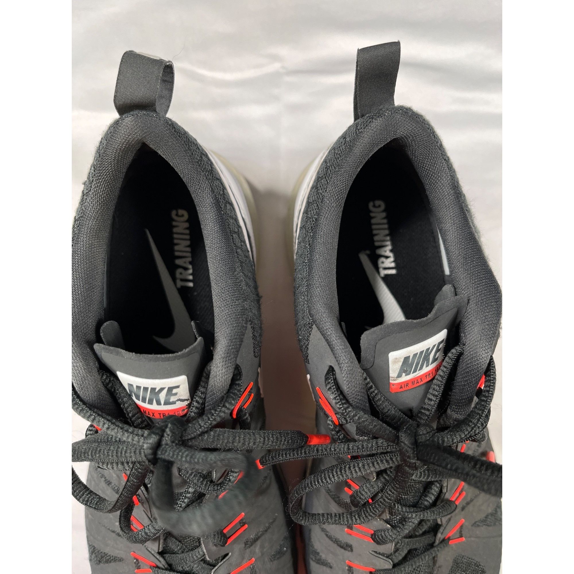Nike Nike Mens Black Air Max Training Shoes size 10 SKU 7295 Size US 10 / EU 43 - 5 Thumbnail