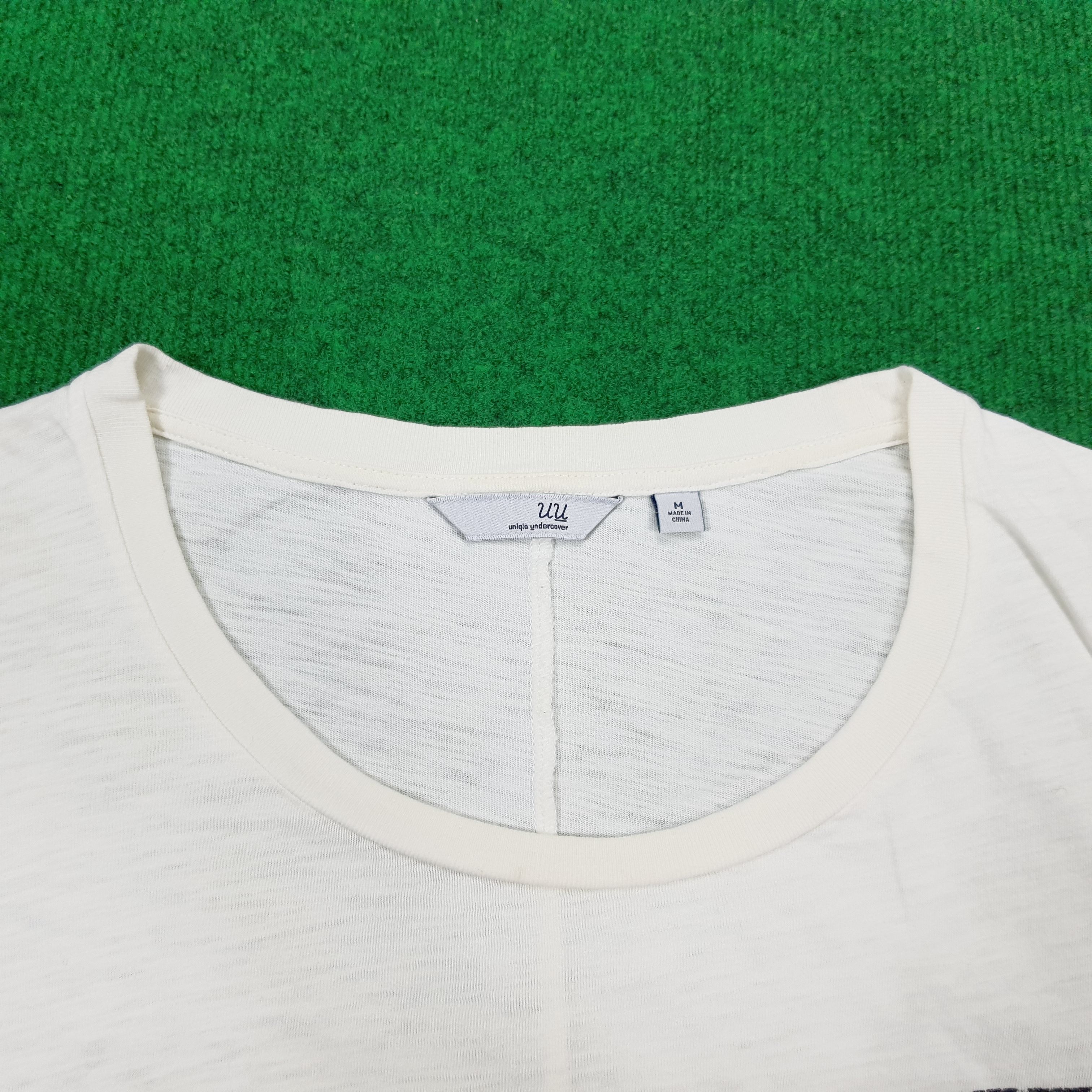 Japanese Brand × Undercover × Vintage Vintage Uniqlo Undercover UU Japanese Brand T-shirt Size US M / EU 48-50 / 2 - 4 Thumbnail