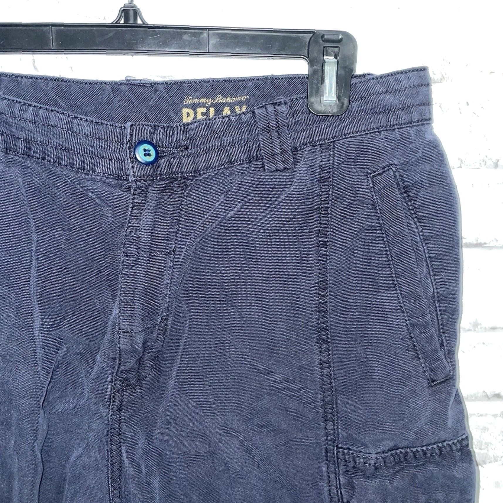 Tommy Bahama Tommy Bahama Cargo Shorts Mens 32 Dark Blue Tencel Blend Size US 32 / EU 48 - 2 Thumbnail