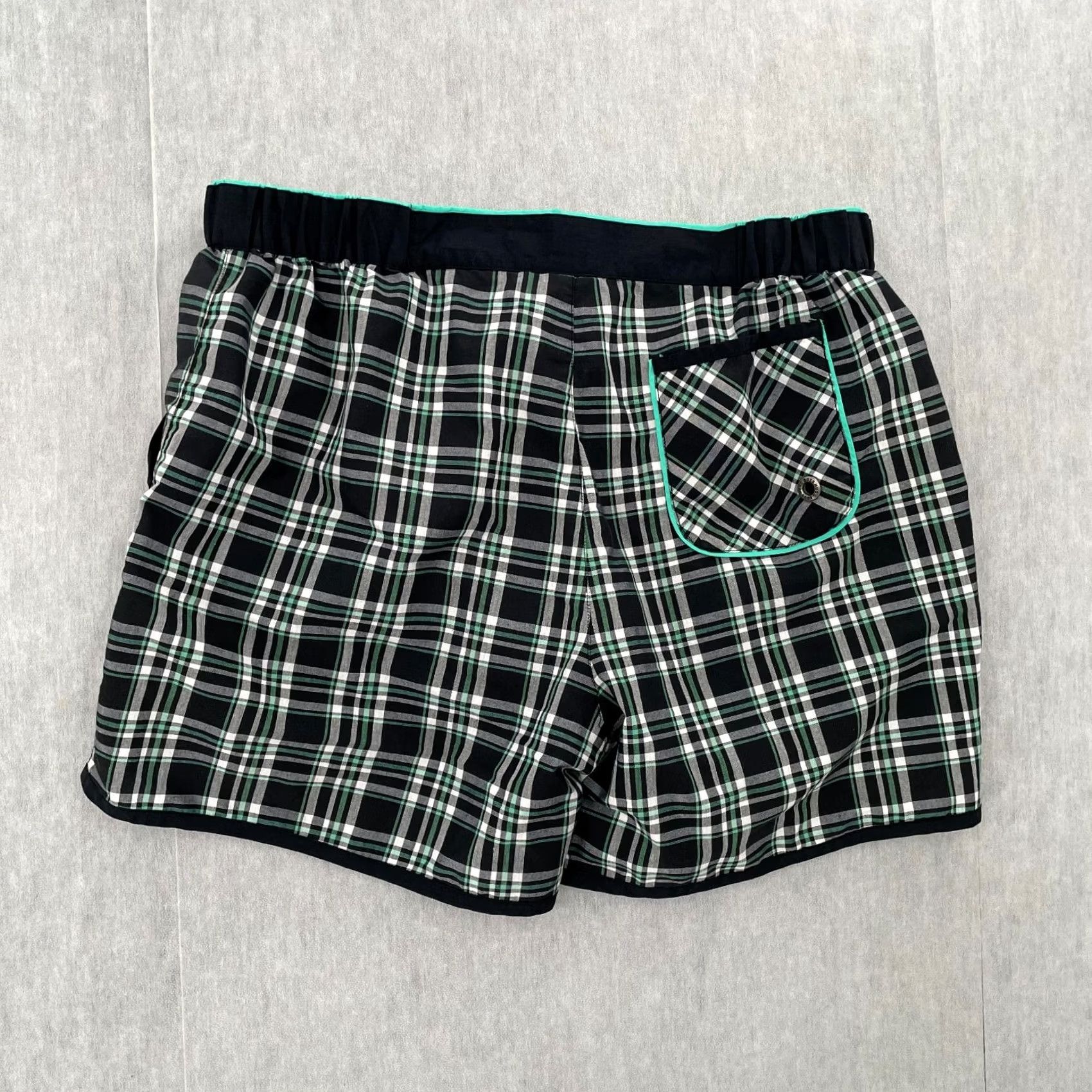 Hugo Boss HUGO BOSS Trunks Adult Large Black Plaid Catshark Swim Board Lined Mens Size US 33 - 2 Thumbnail