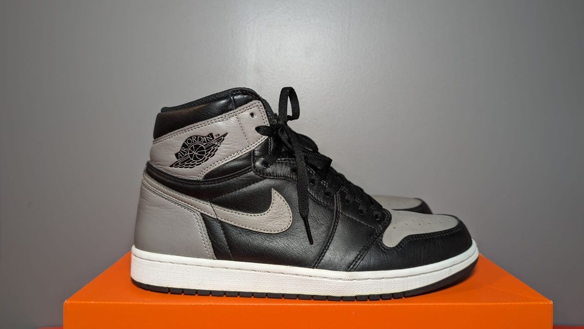 Jordan Brand Size 10.5 - Jordan 1 Retro OG High Shadow Size US 10.5 / EU 43-44 - 1 Thumbnail