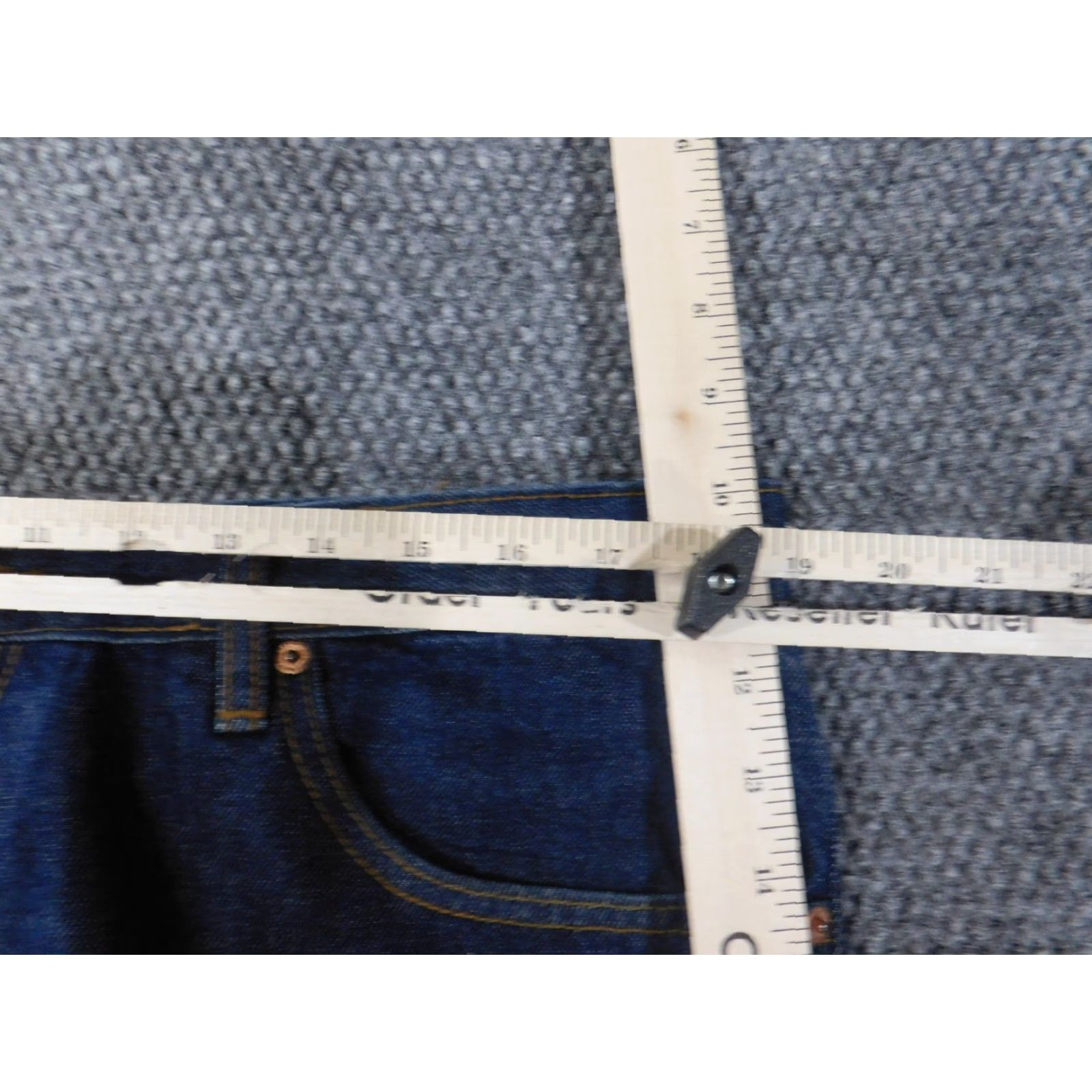 Rocawear VINTAGE Rocawear Jeans 38x32 Blue Mens Straight Baggy Hip Hop 90s Denim Dark Wash Zipper Pockets N/A Size US 38 / EU 54 - 6 Thumbnail