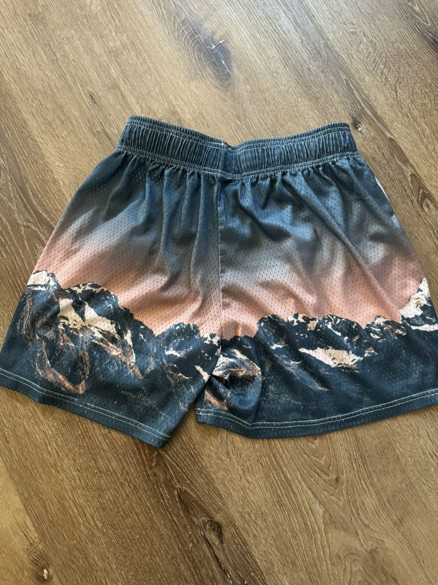 Gymshark Inaka Power Mesh Shorts Size US 33 - 2 Thumbnail