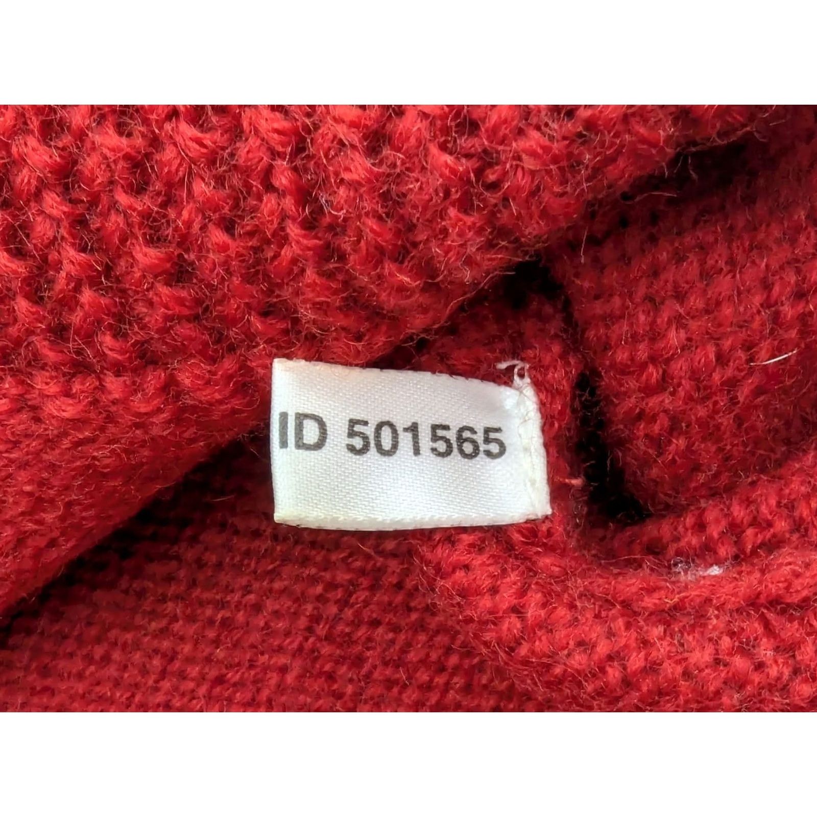 Abercrombie & Fitch VINTAGE Abercrombie & Fitch Sweater Vest Mens XL Red 100% Wool V-Neck Knit Classic Wool Knit Vintage Style Logo Knit Size US XL / EU 56 / 4 - 7 Thumbnail