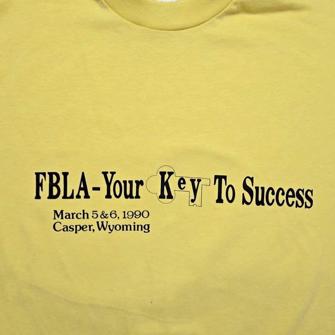 Hanes Vintage FBLA Shirt Hanes Casper Wyoming L Yellow Graphic Tee Size US L / EU 52-54 / 3 - 2 Thumbnail